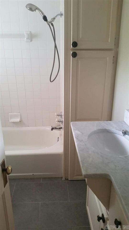 Heights-Hillcrest - Residential Lease