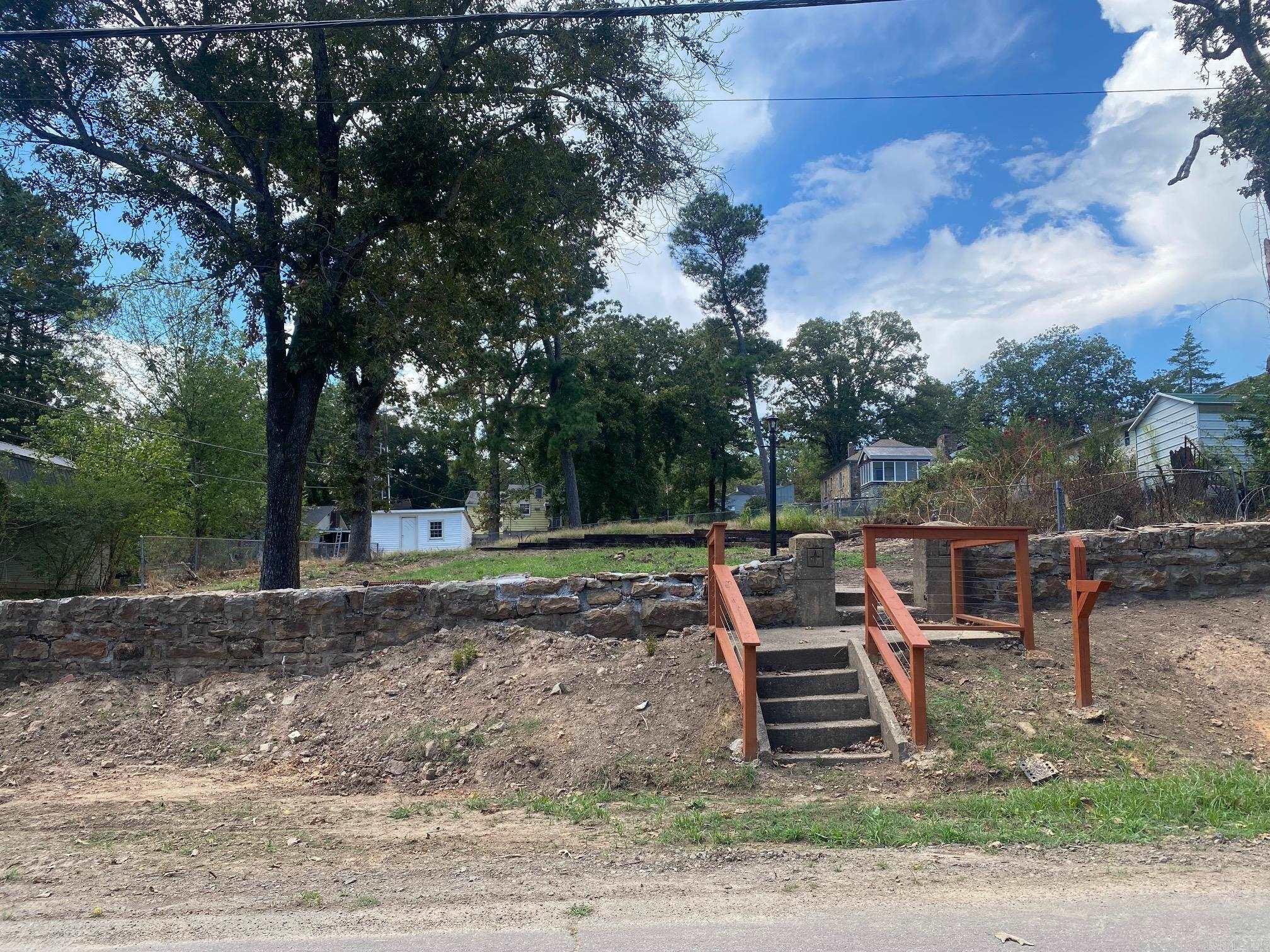 Great lot in the heart of Heber Springs just a couple of blocks from the Heber Springs Schools!!! This lot is cleared and ready, convenient to lake and amenities in Heber Springs. Check it out!