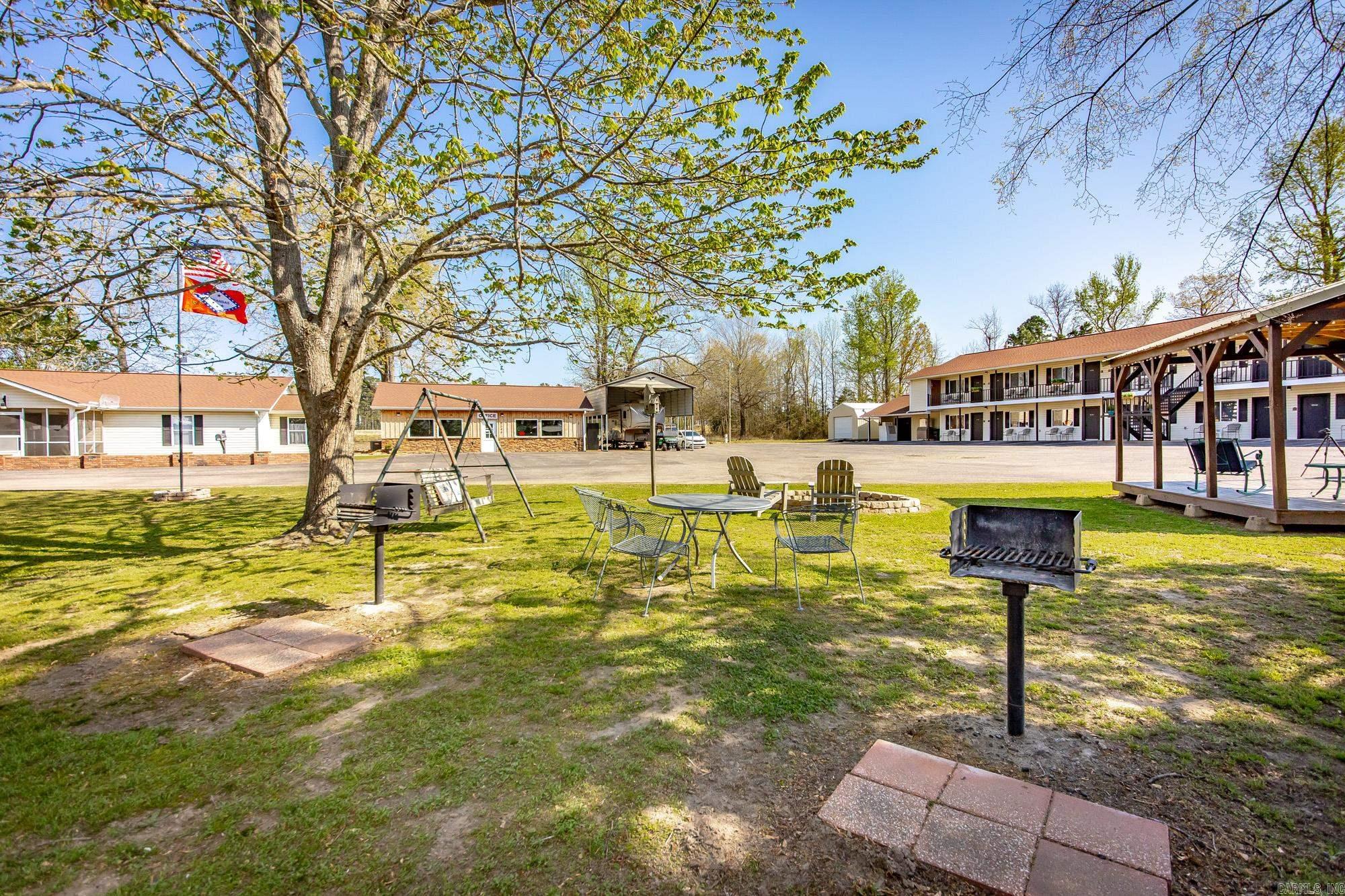 Metes & Bounds - Commercial Sale