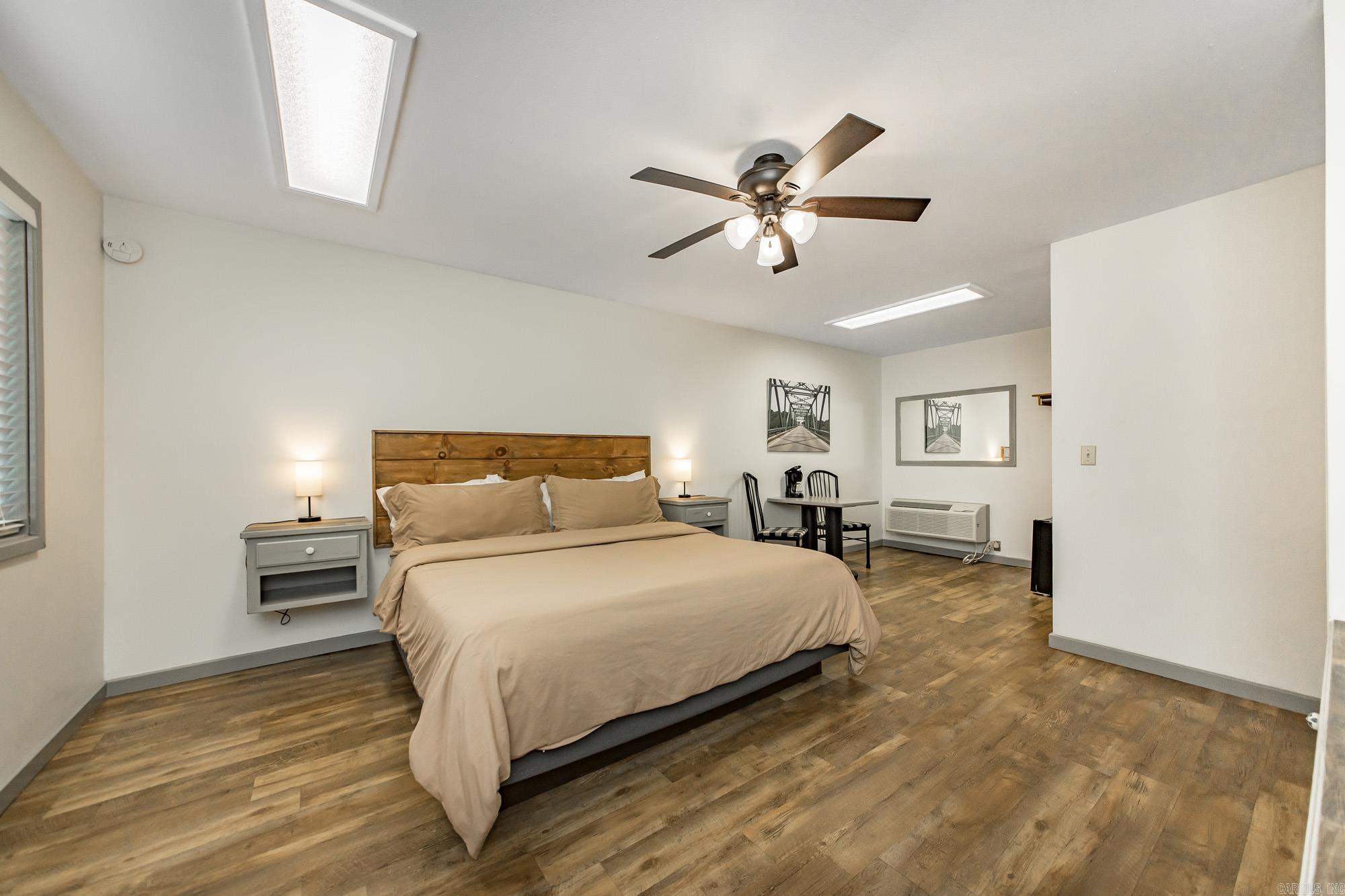 Metes & Bounds - Commercial Sale