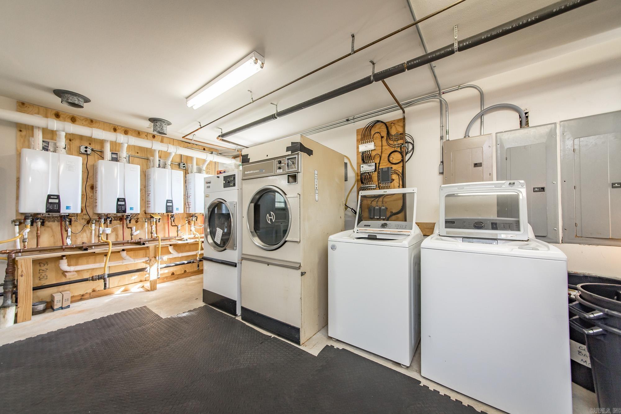 Metes & Bounds - Commercial Sale