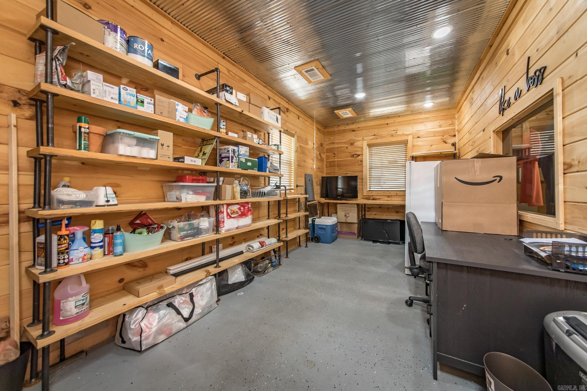 Metes & Bounds - Commercial Sale