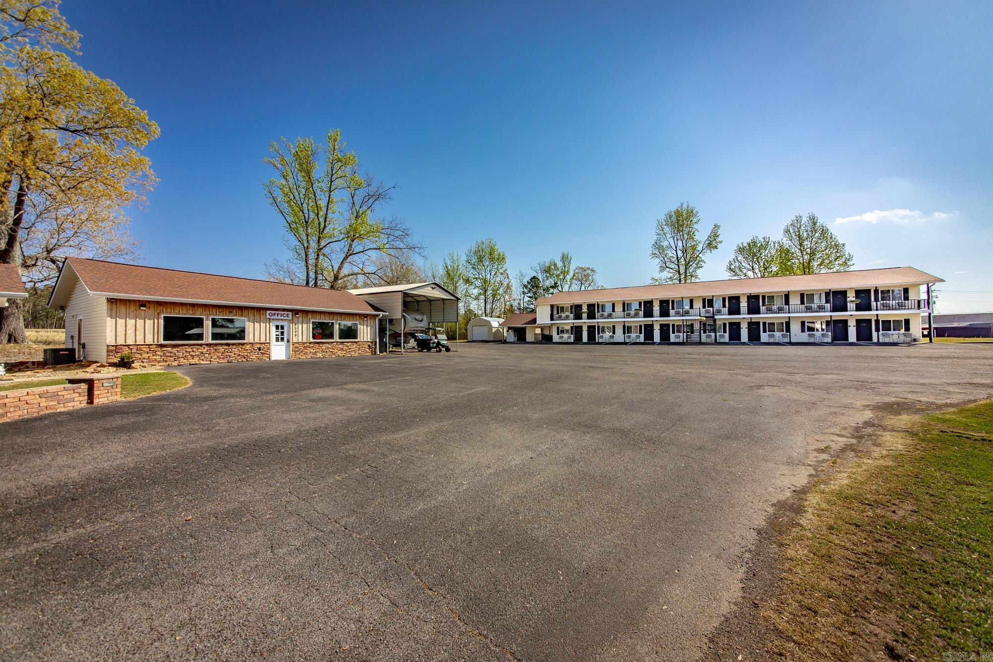 Metes & Bounds - Commercial Sale