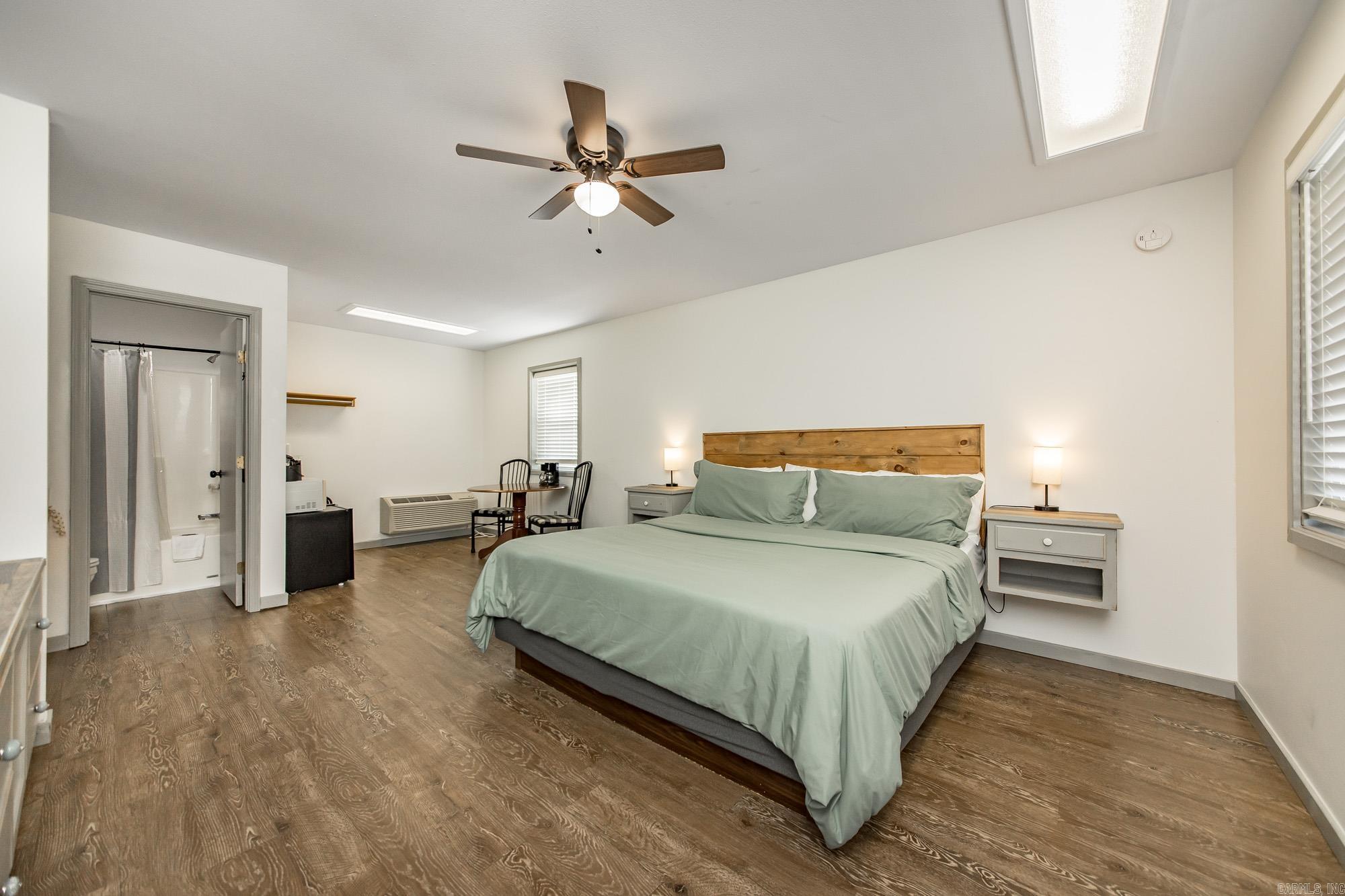 Metes & Bounds - Commercial Sale