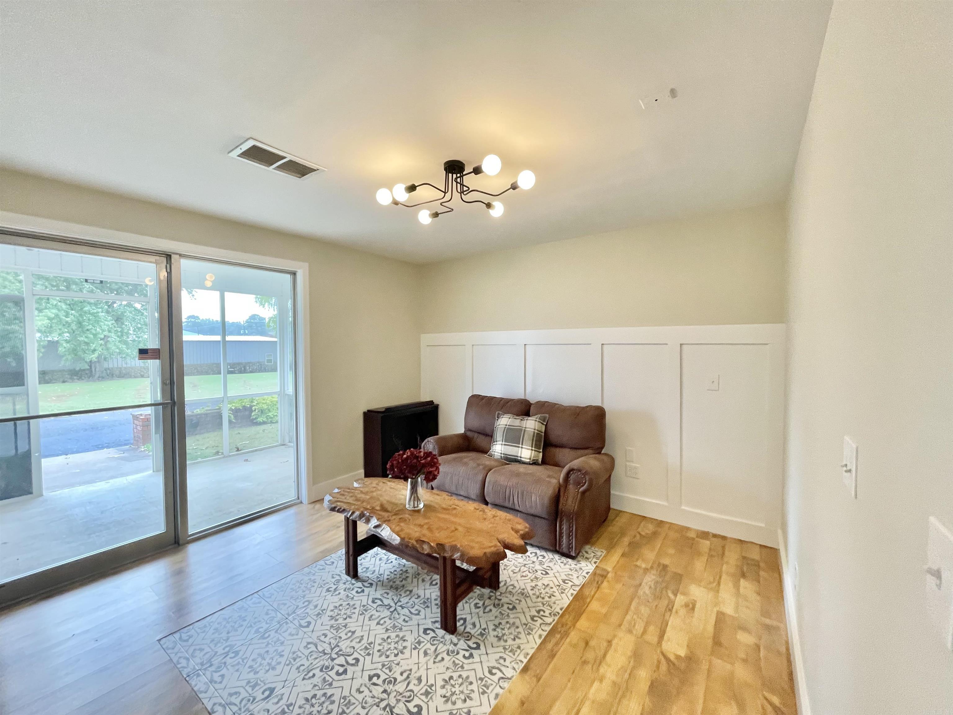 Metes & Bounds - Commercial Sale