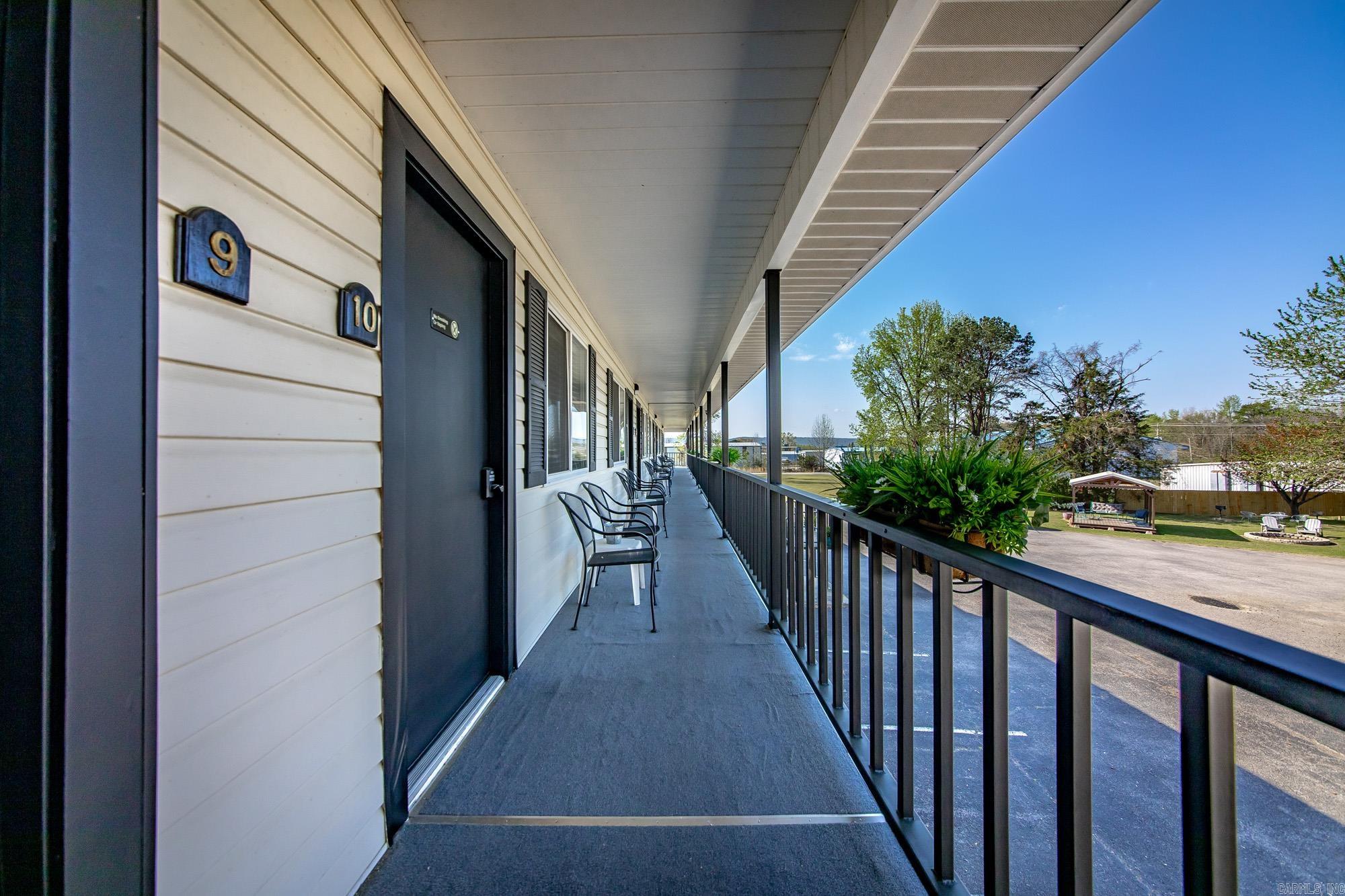 Metes & Bounds - Commercial Sale