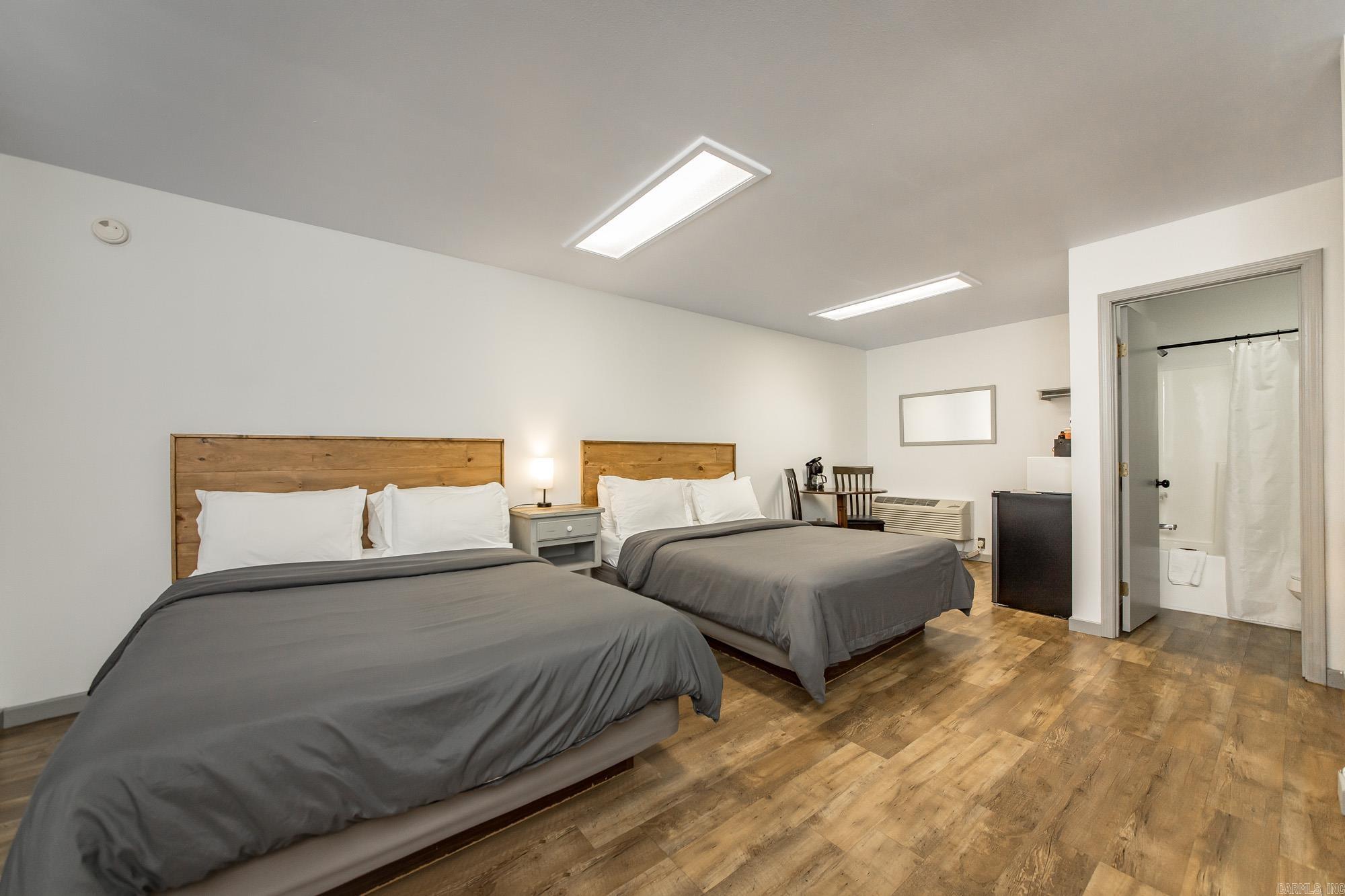 Metes & Bounds - Commercial Sale