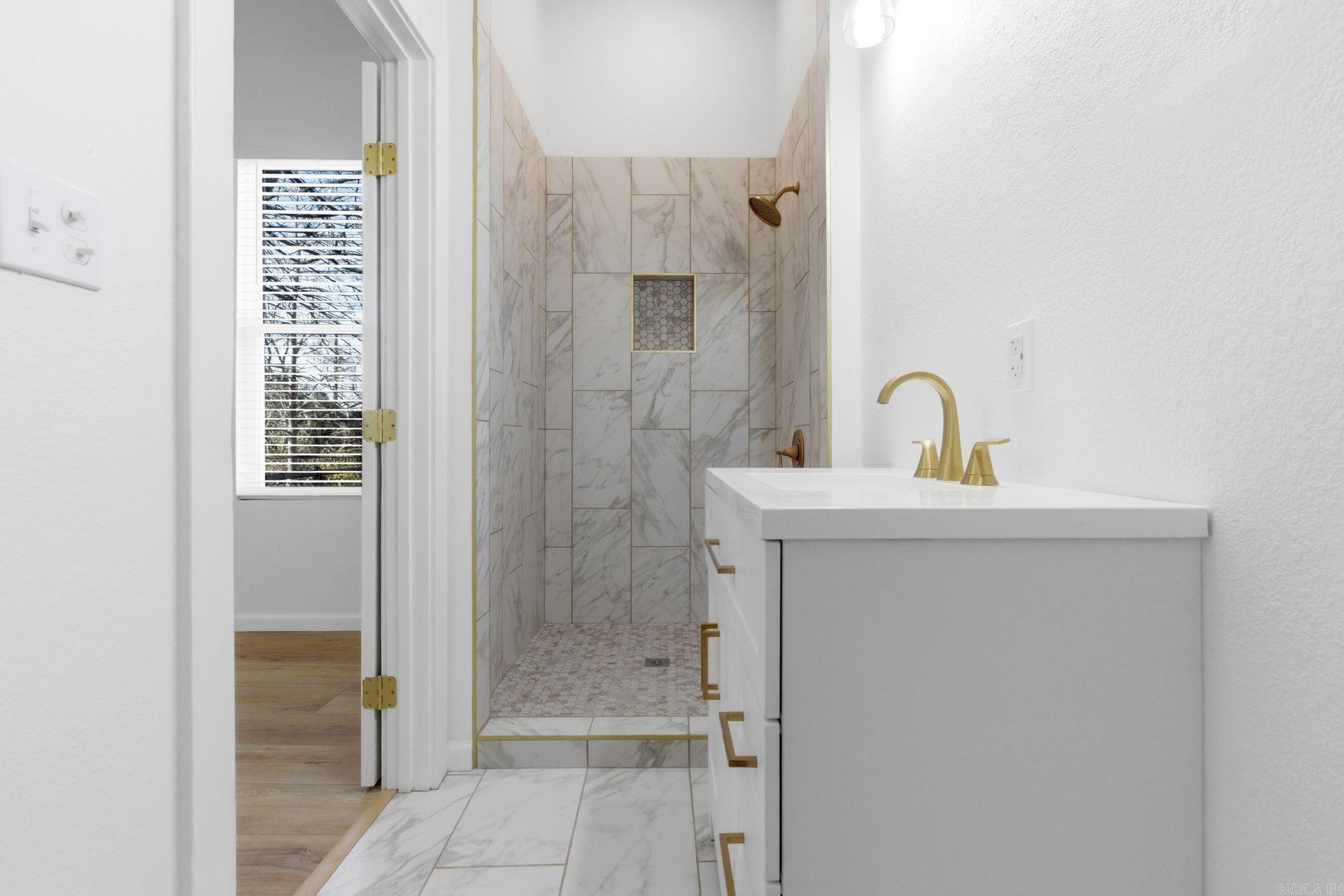 MASONIC - Residential