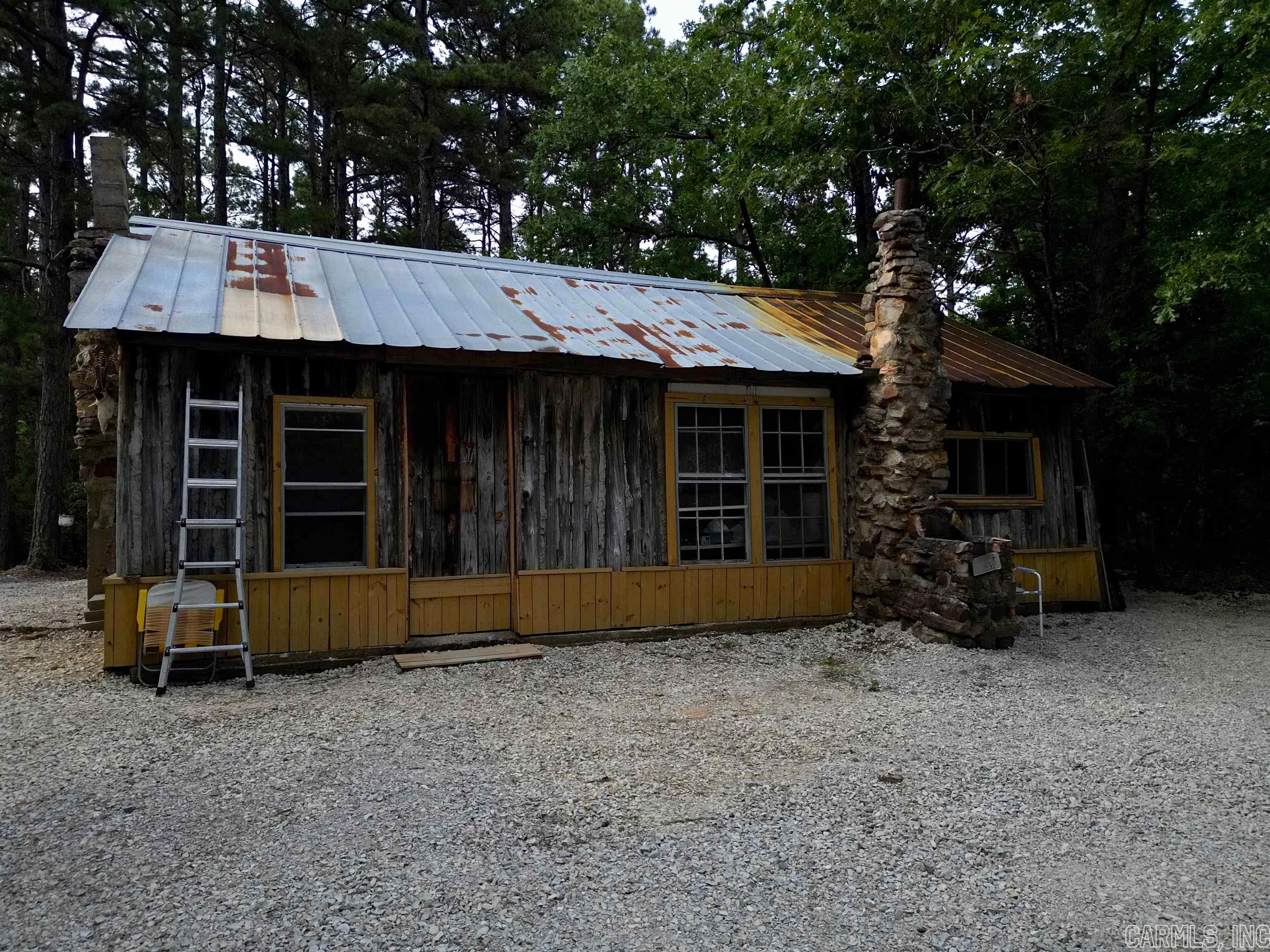 Metes & Bounds - Land