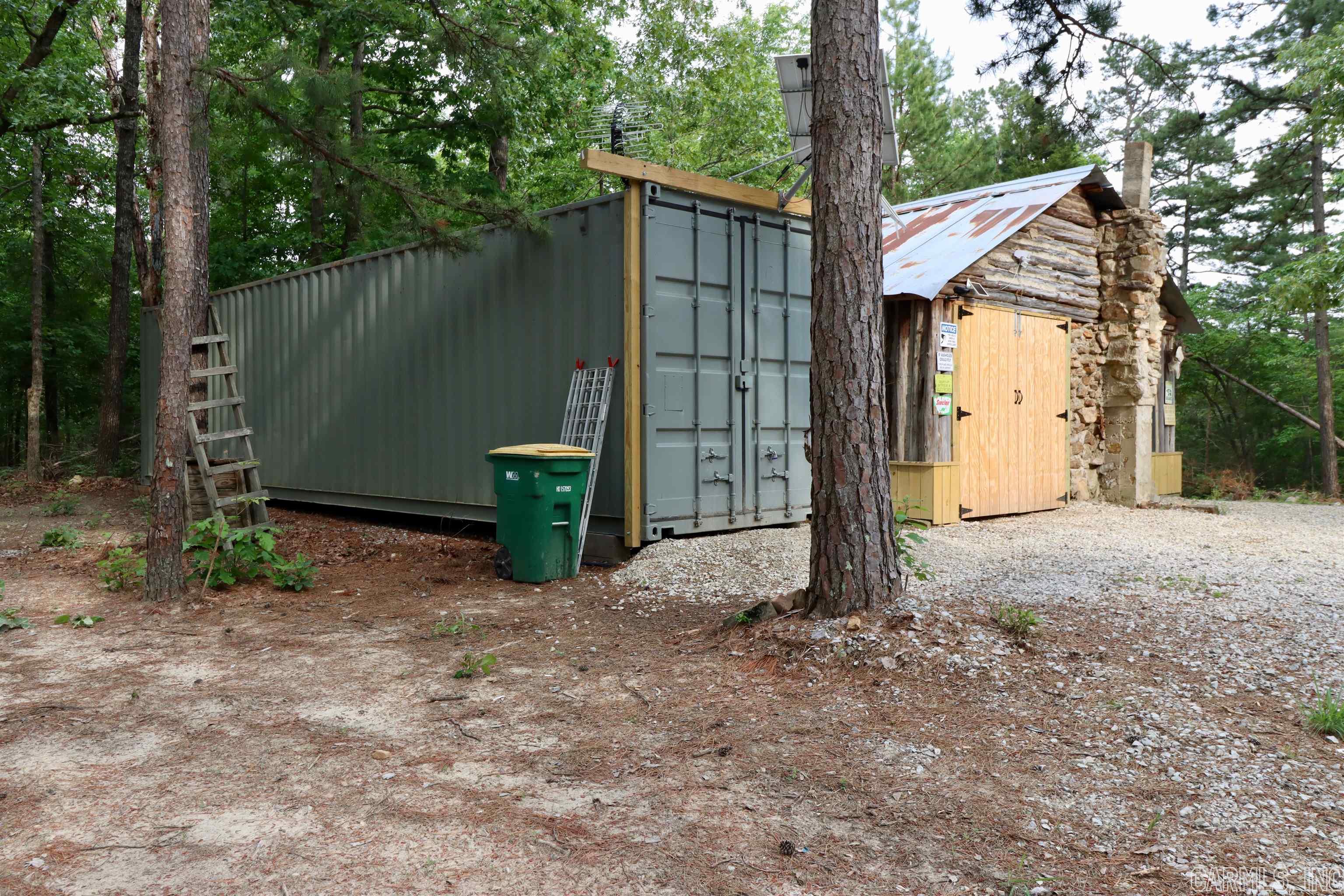 Metes & Bounds - Land