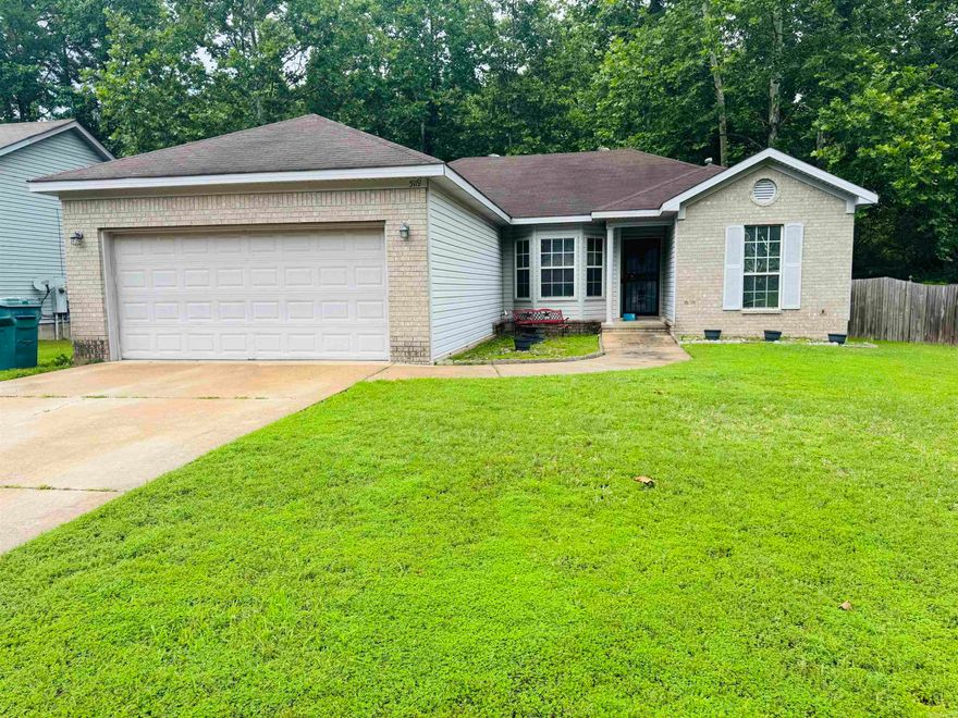 3bed 2bath split floor plan. All appliances stay. Fully fenced back yard. No disclosure. House is being sold as is. With a little TLC this could be a great house. All offers will be entertained.