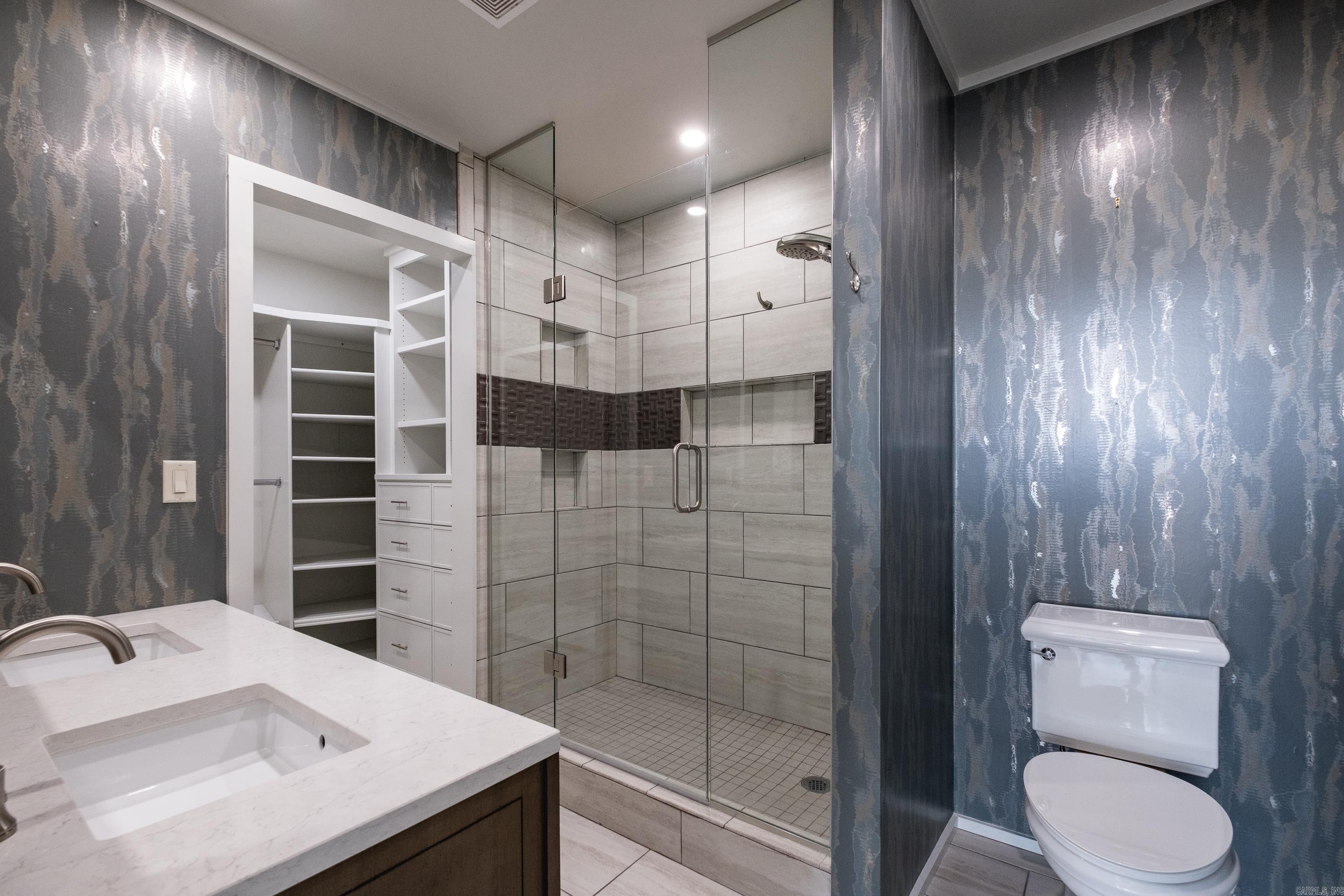 300 THIRD HPR - Residential