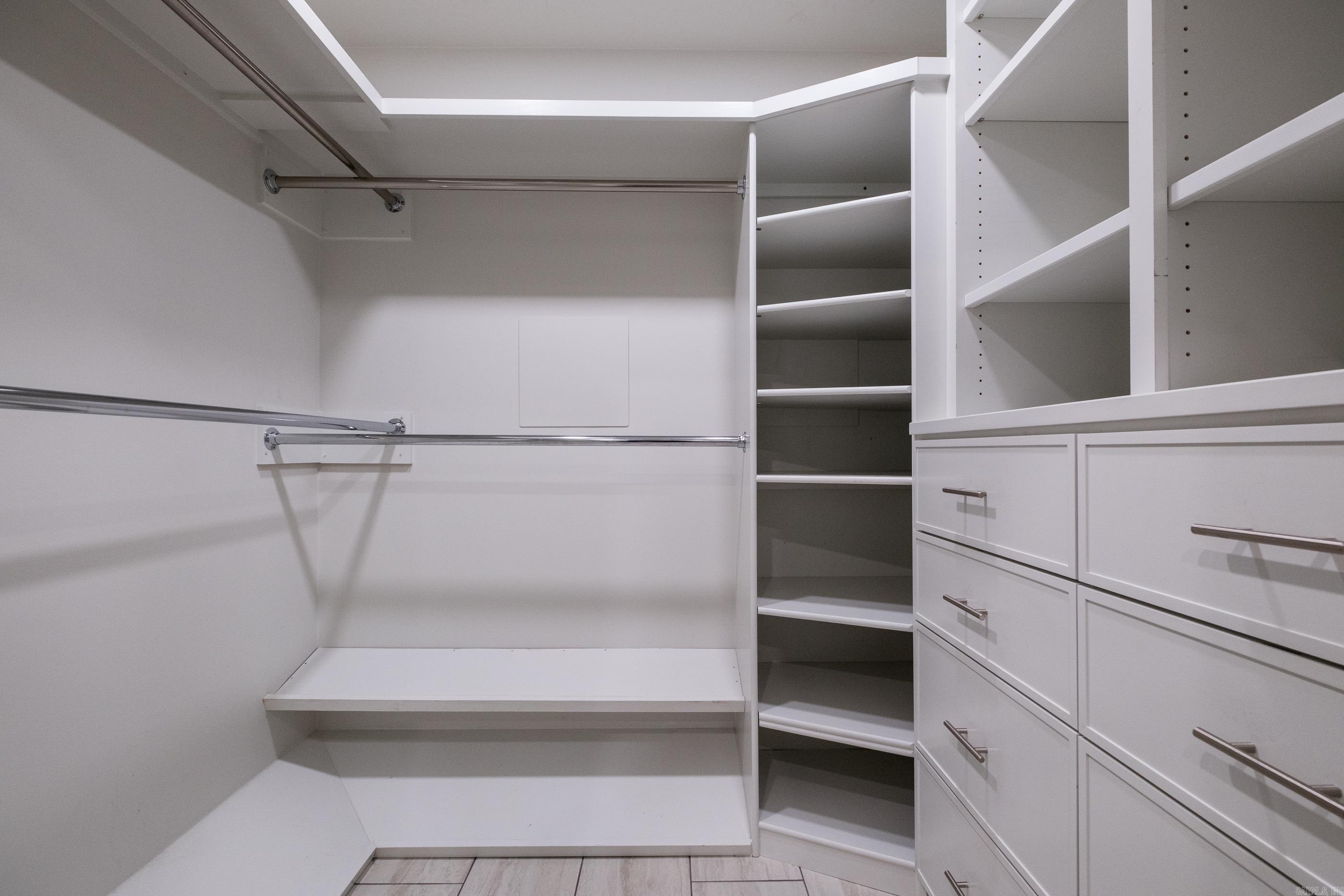 300 THIRD HPR - Residential