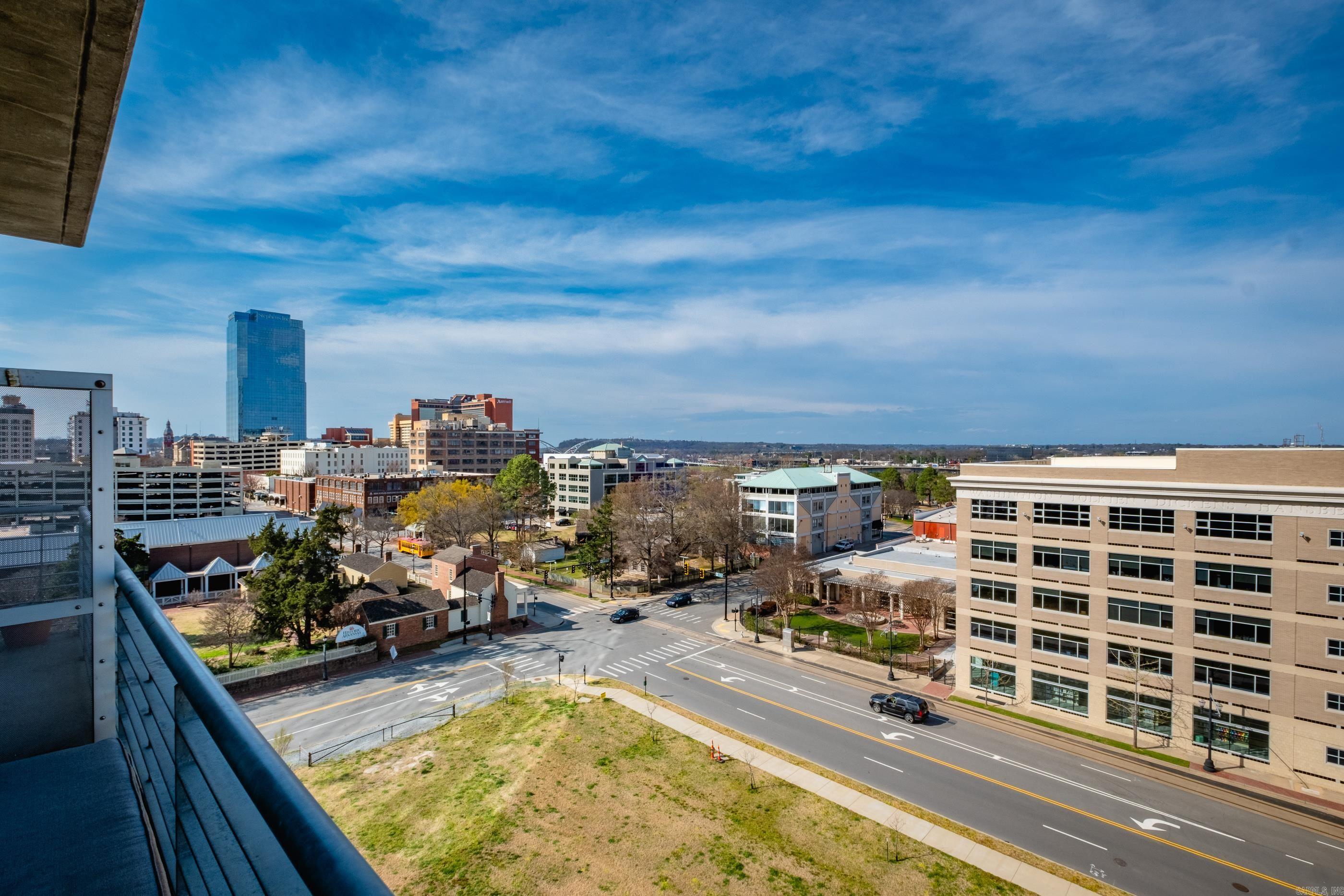 300 THIRD HPR - Residential