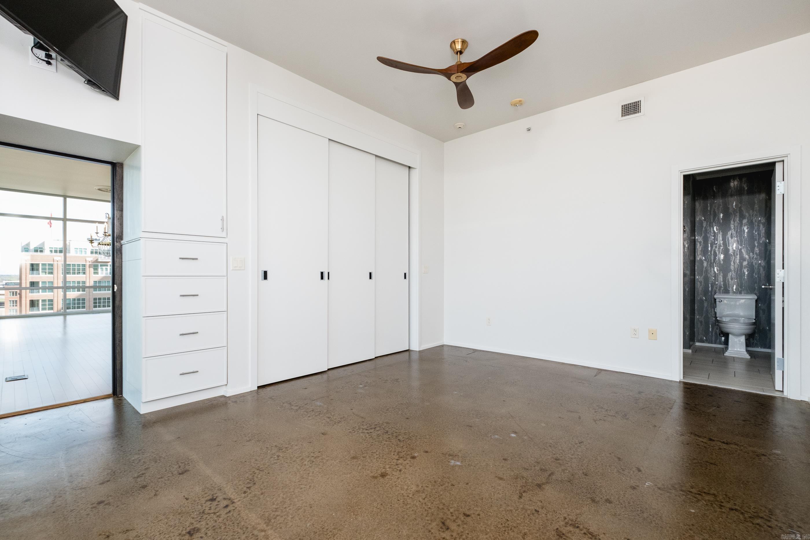 300 THIRD HPR - Residential