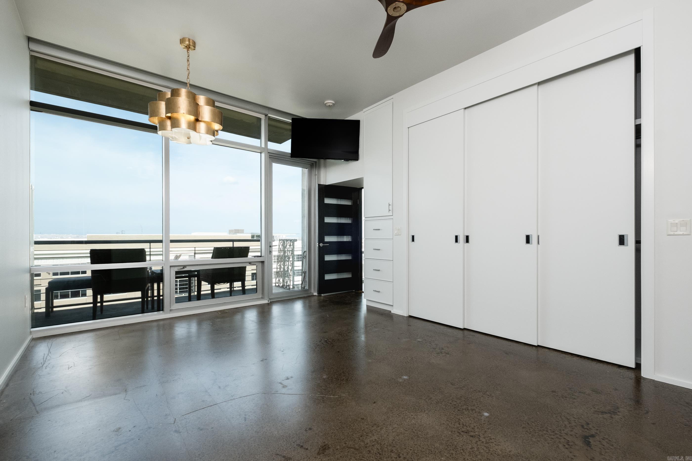 300 THIRD HPR - Residential