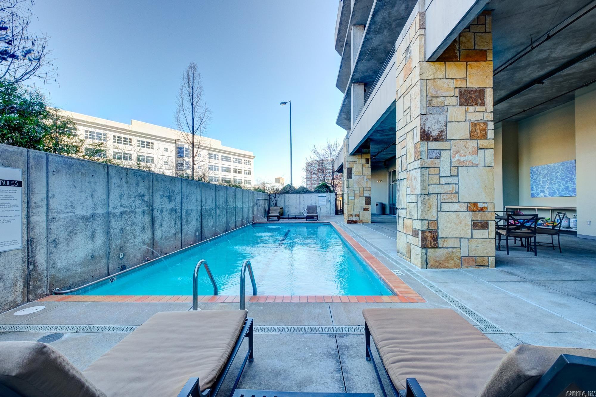 300 THIRD HPR - Residential