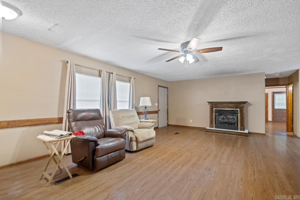 WYE MOUNTAIN ESTATES - Residential