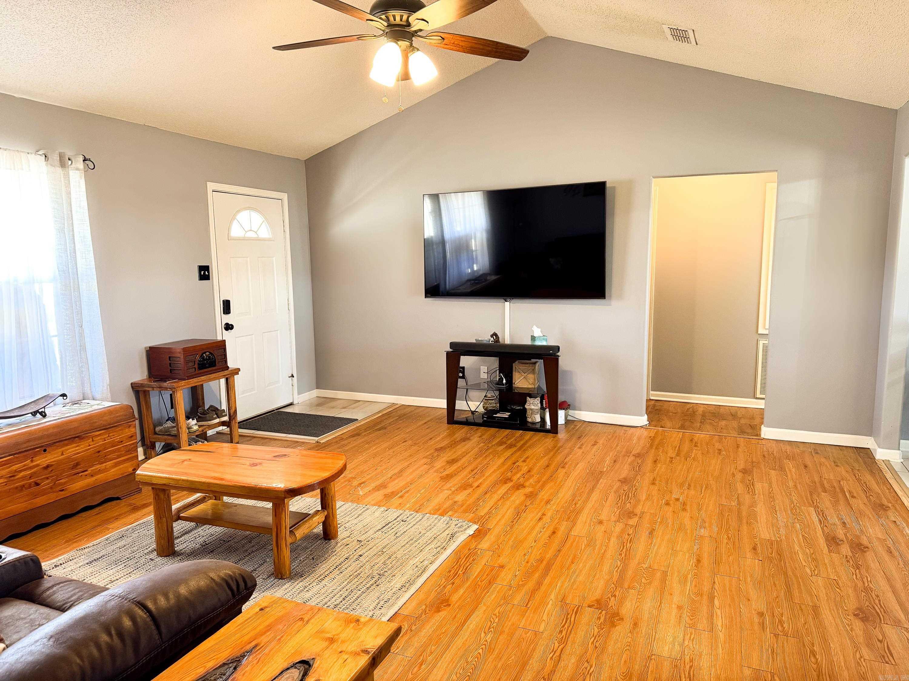 Si-Mel II - Residential