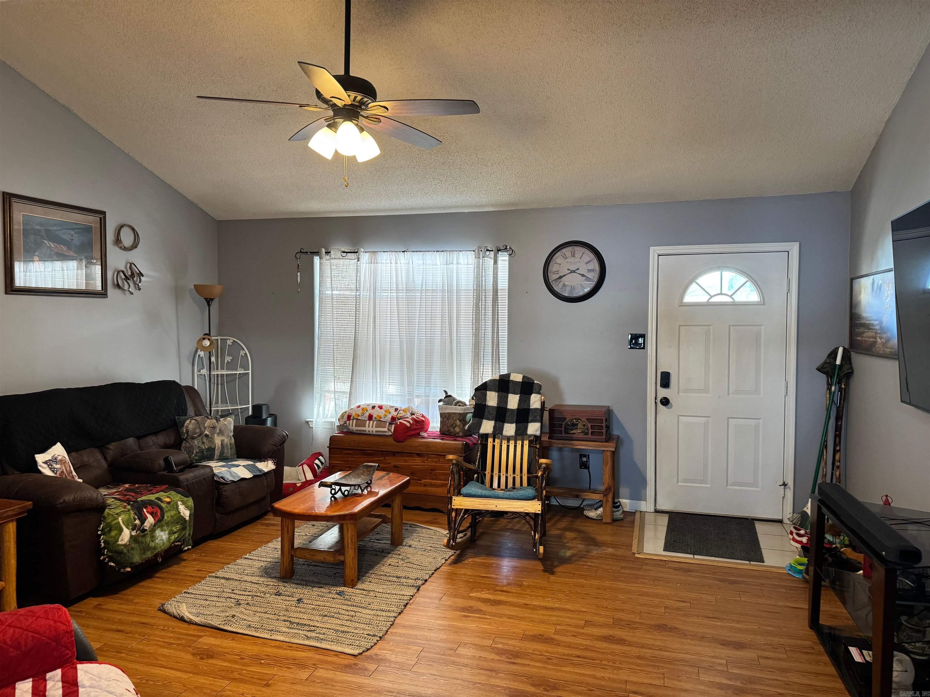 Si-Mel II - Residential