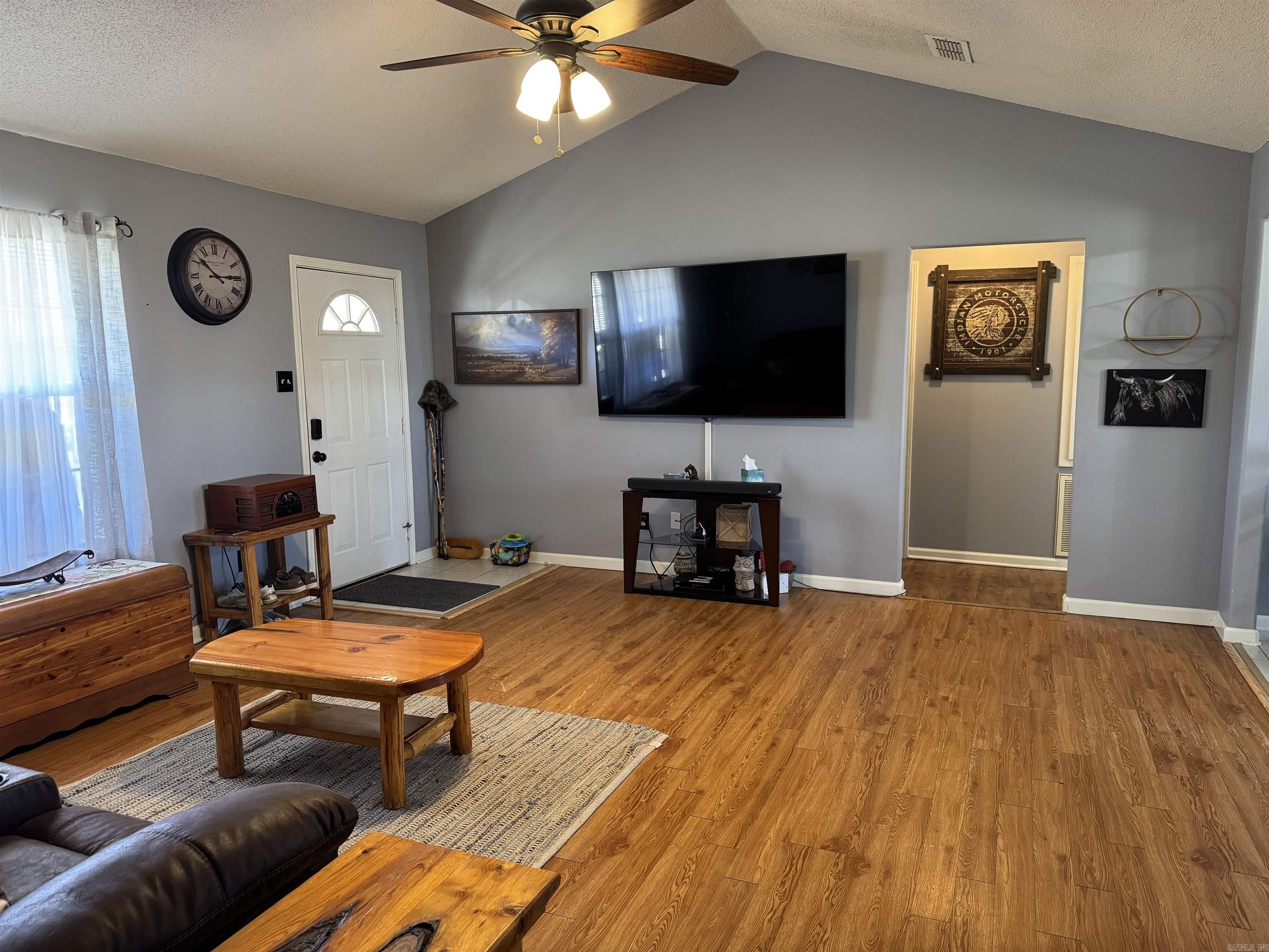 Si-Mel II - Residential