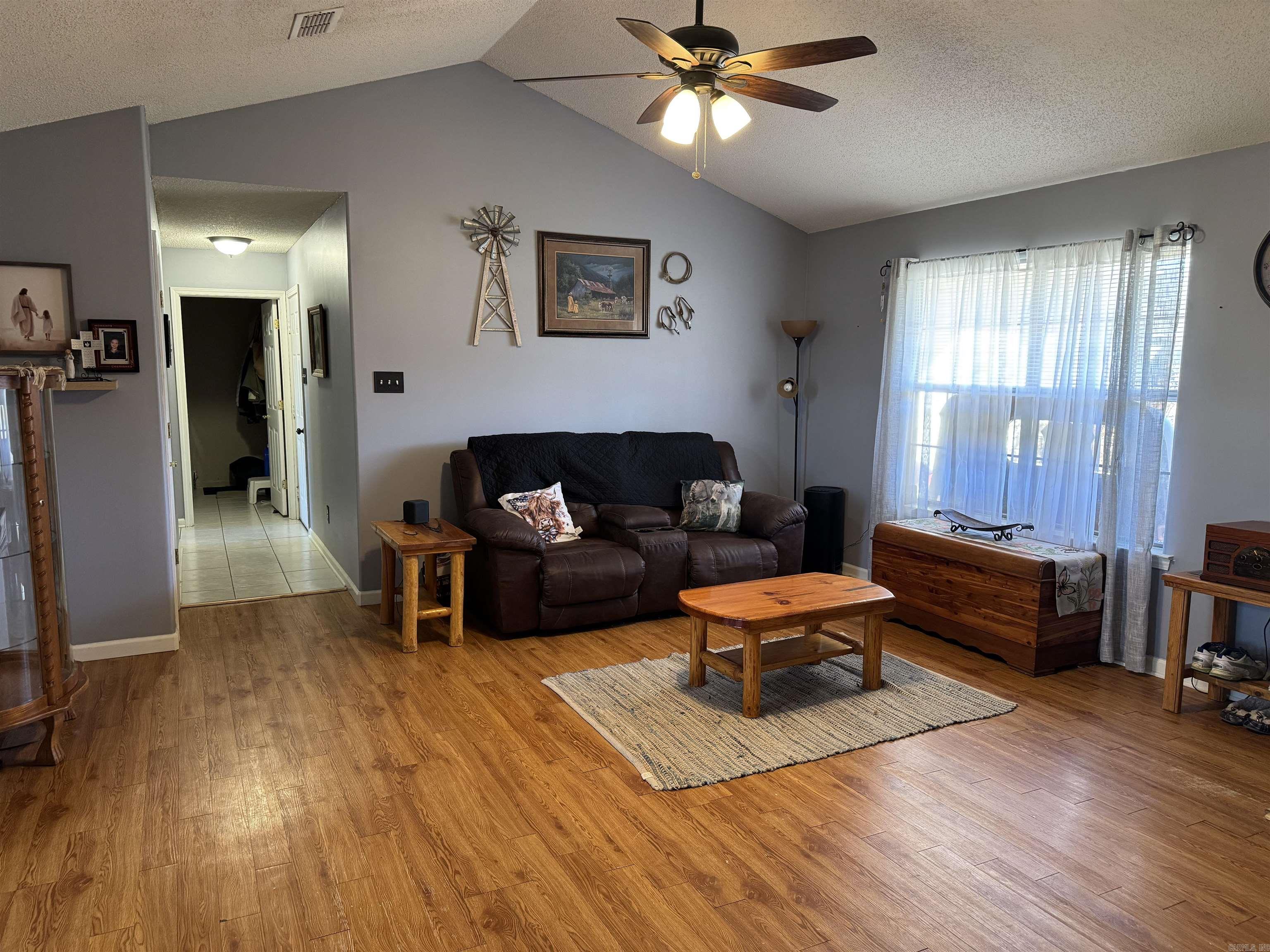 Si-Mel II - Residential