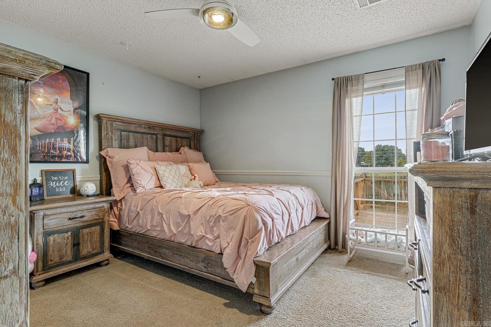 WINDSOR LANDING - Residential