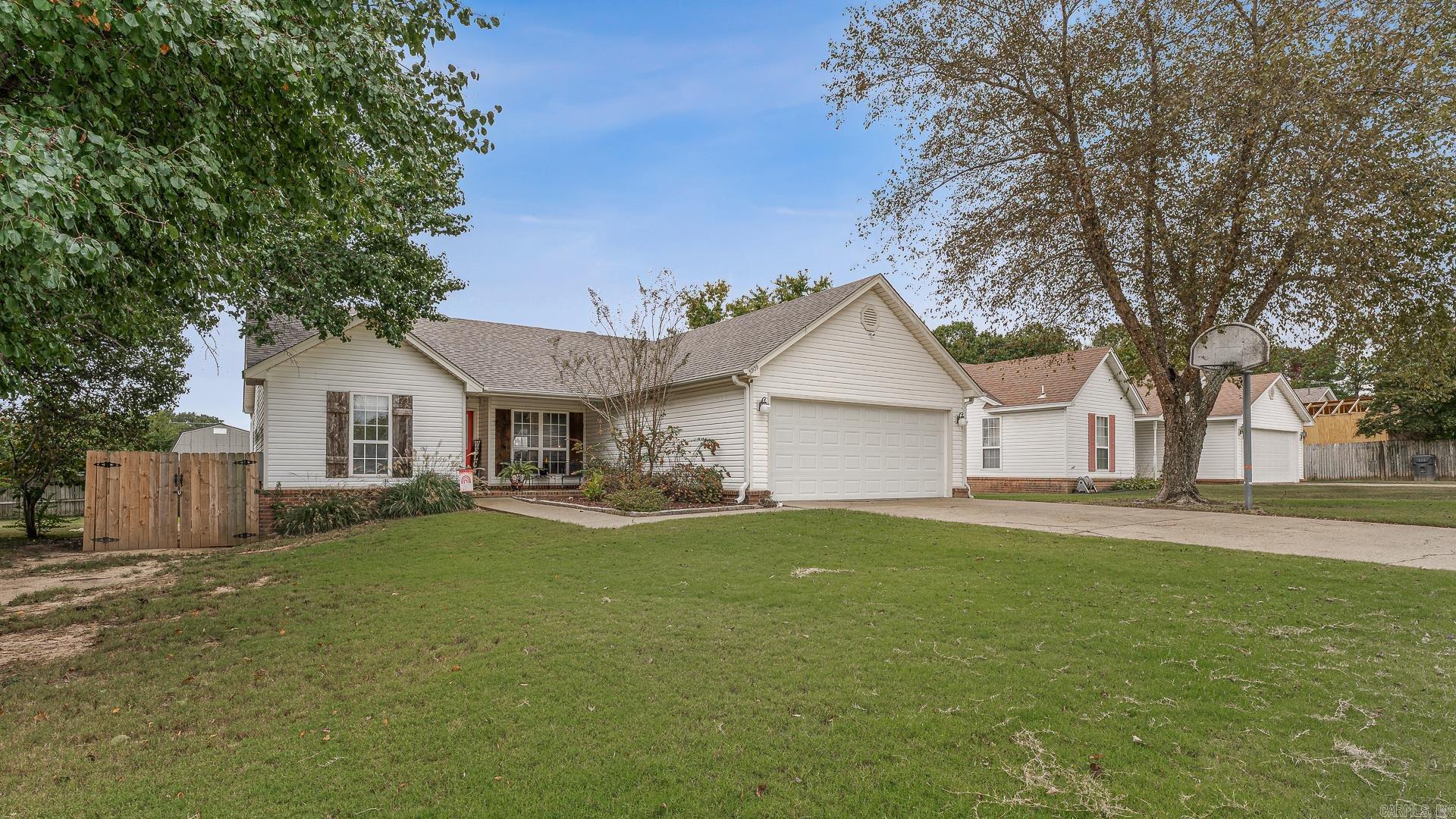 WINDSOR LANDING - Residential