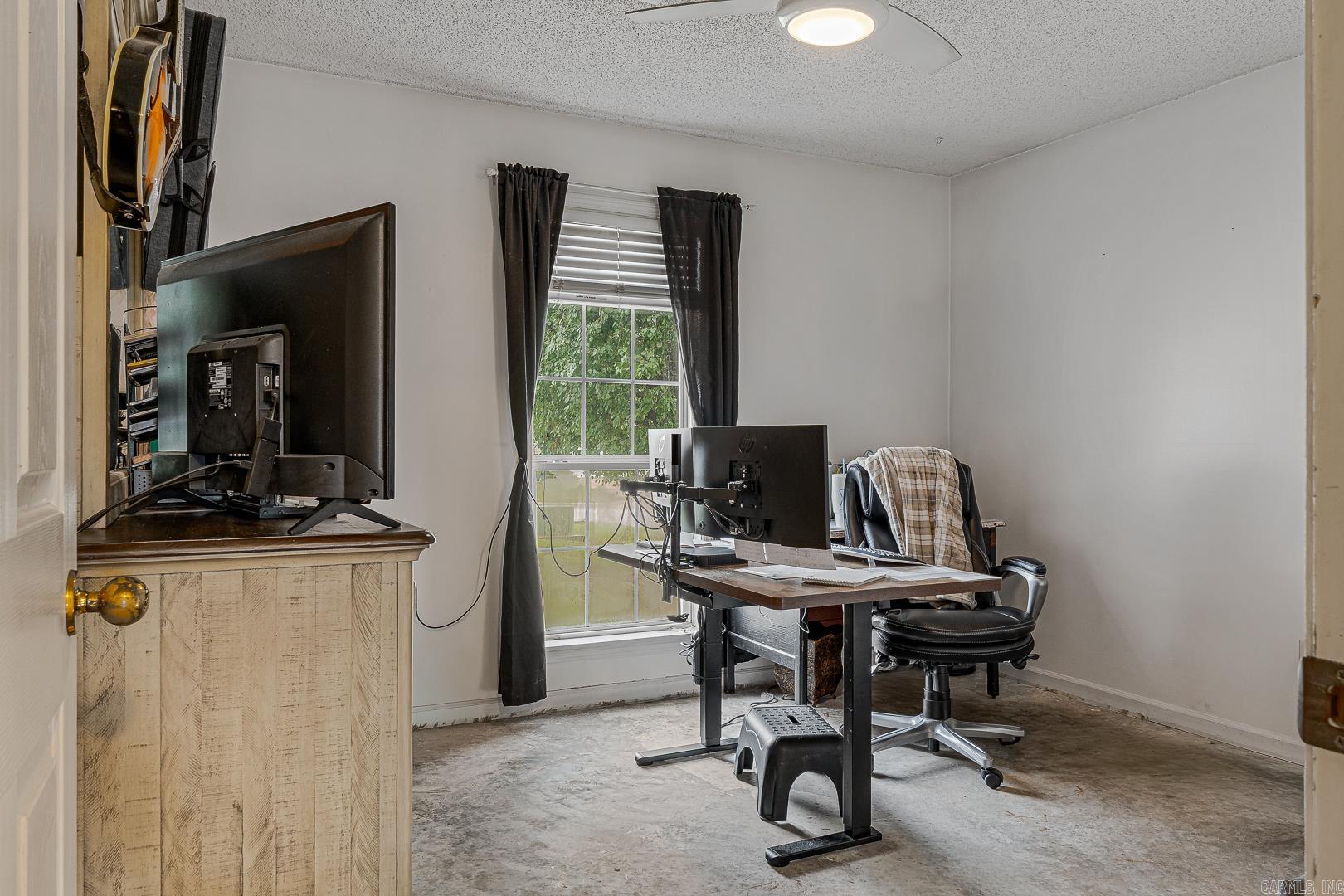 WINDSOR LANDING - Residential