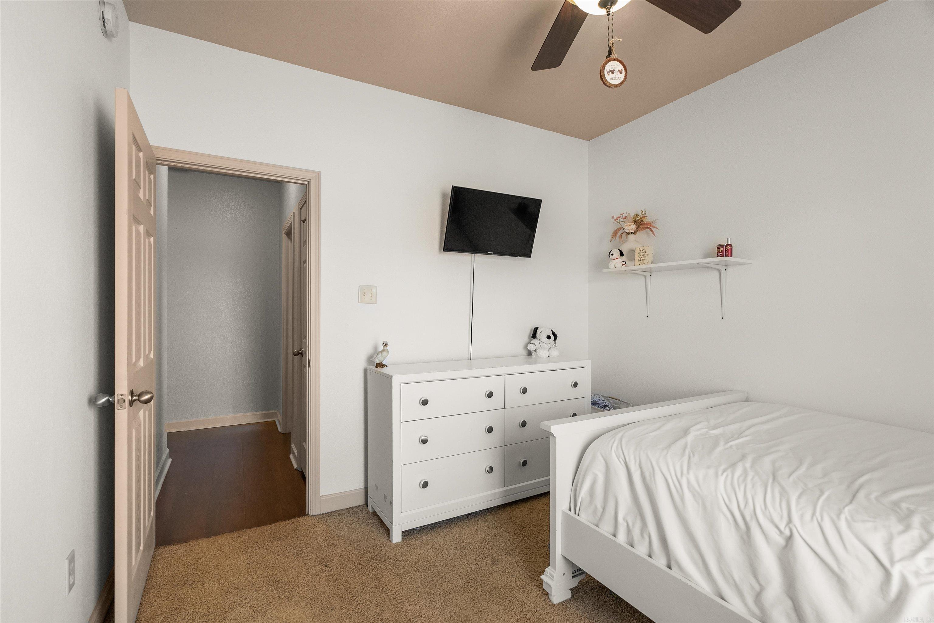 KESSINGER PLACE - Residential