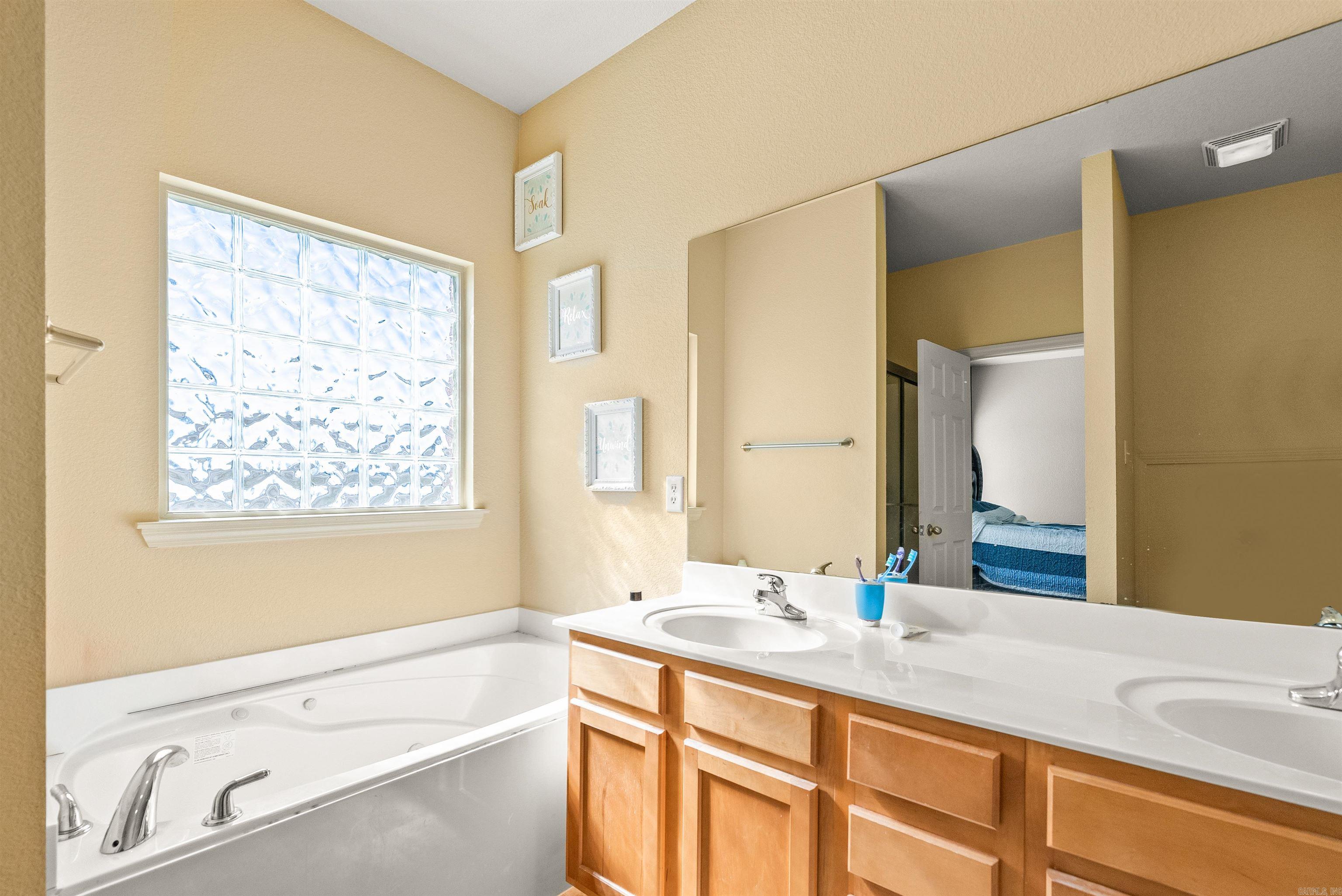 KESSINGER PLACE - Residential