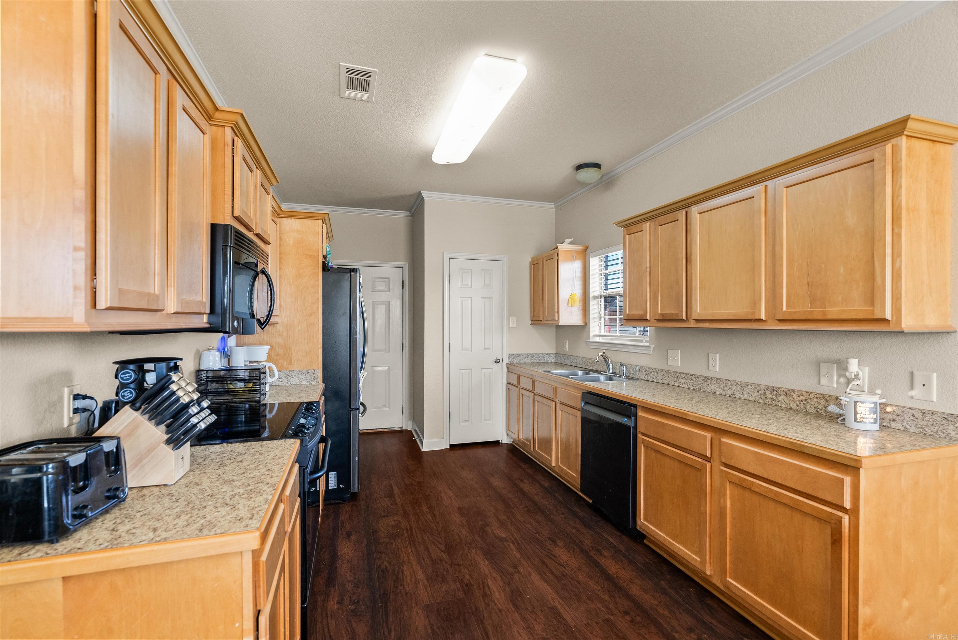 KESSINGER PLACE - Residential