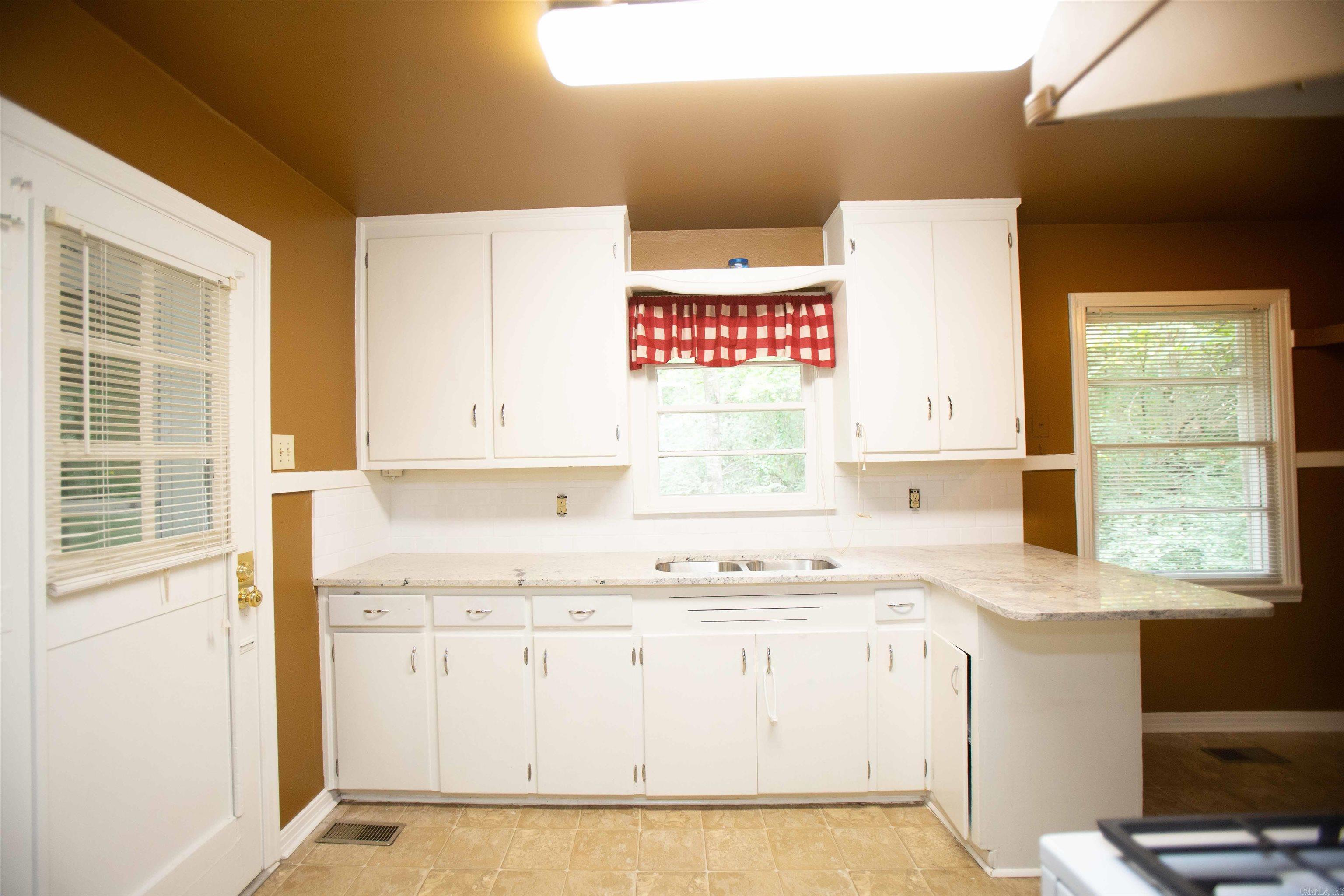 Pecan Meadows - Residential Lease