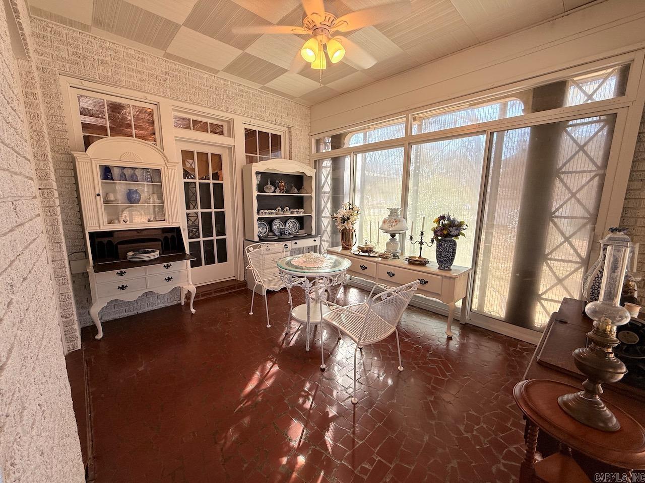 MONTICELLO ORIGINAL - Residential