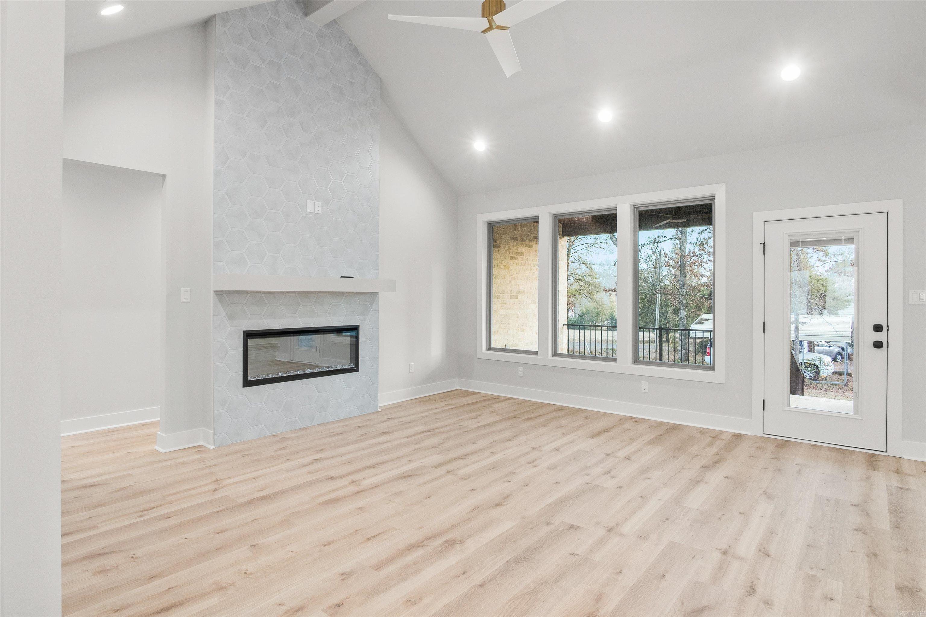 HIDDEN VALLEY ESTATES - Residential