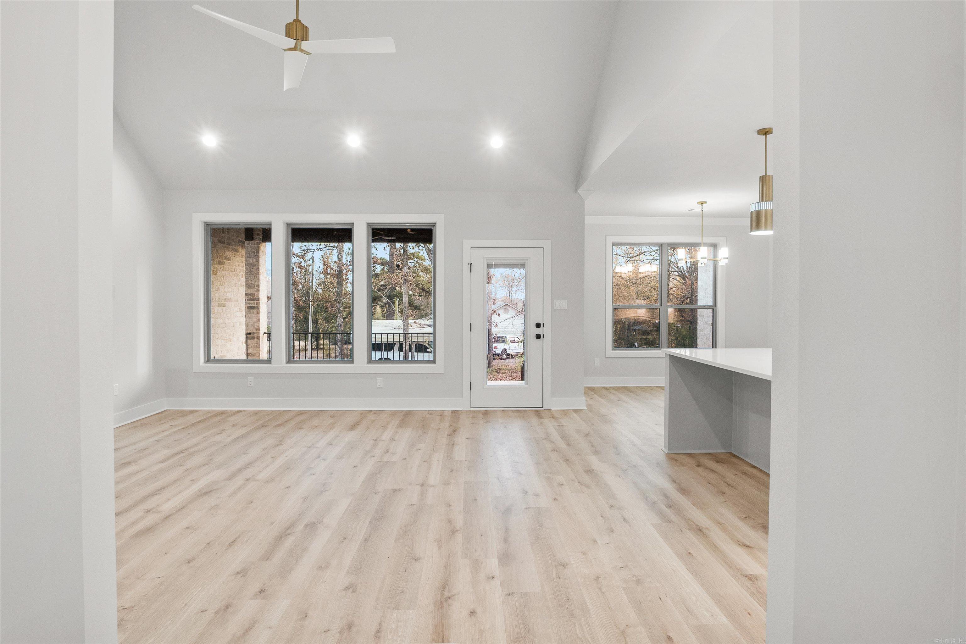 HIDDEN VALLEY ESTATES - Residential