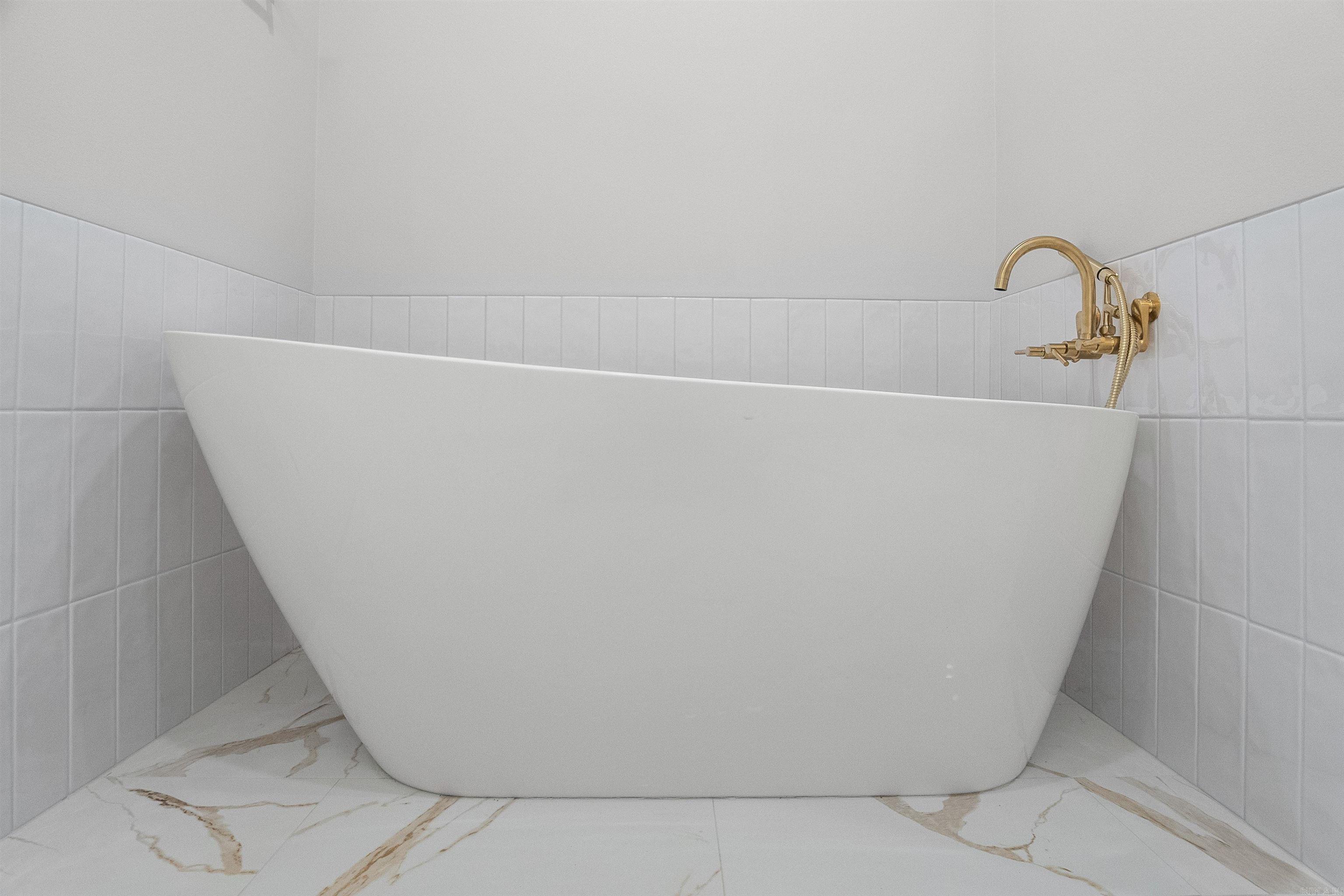 HIDDEN VALLEY ESTATES - Residential