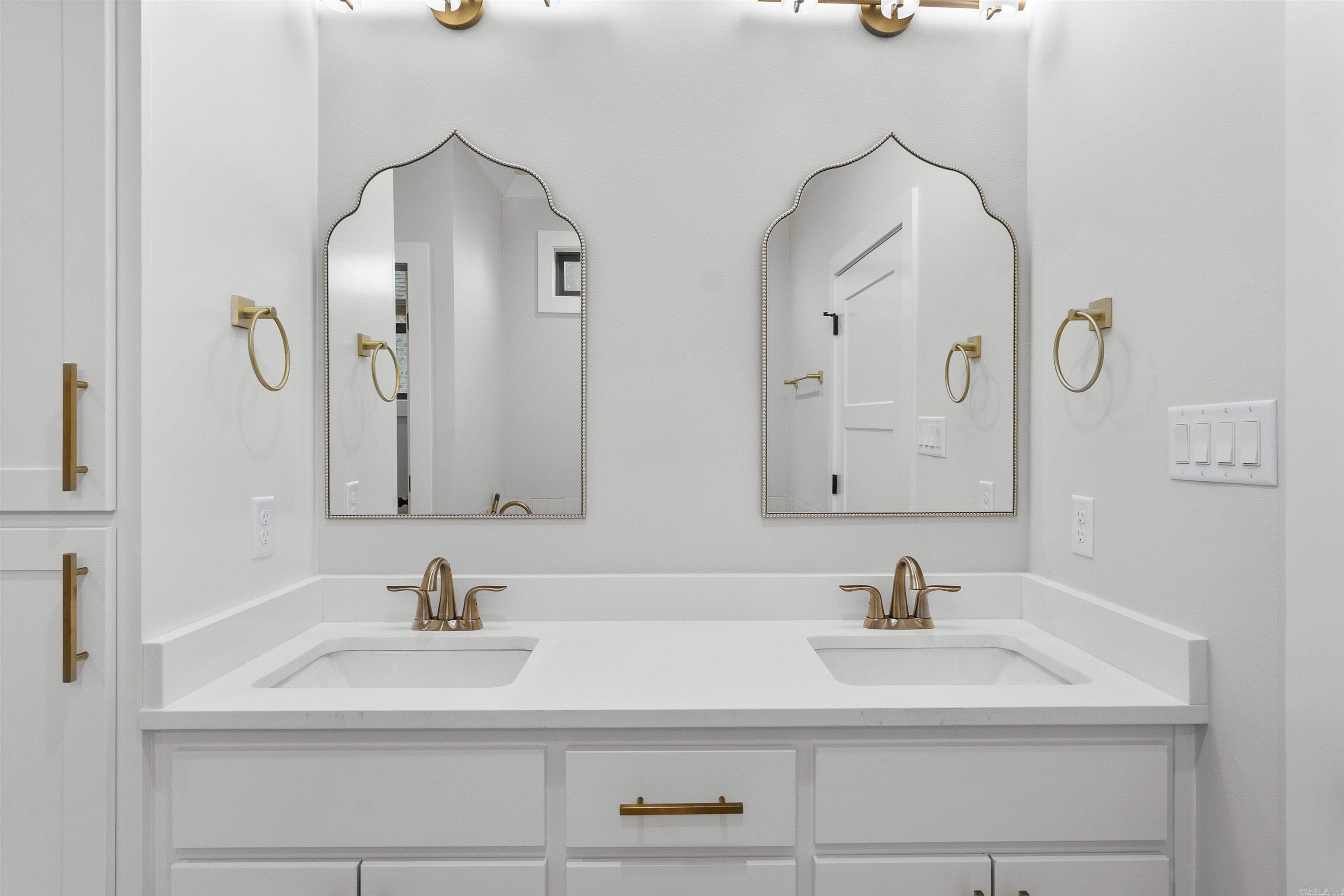 HIDDEN VALLEY ESTATES - Residential