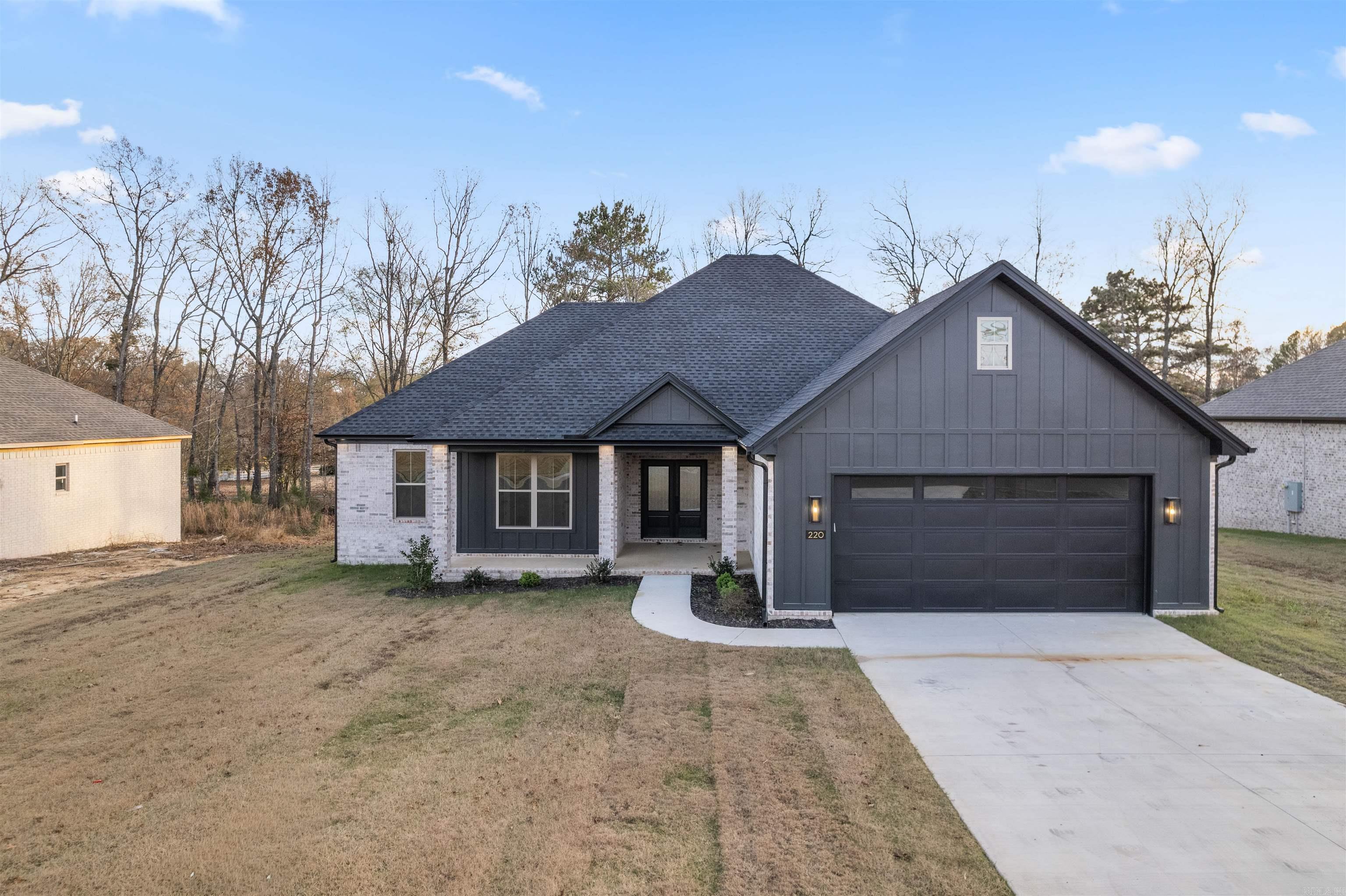 HIDDEN VALLEY ESTATES - Residential