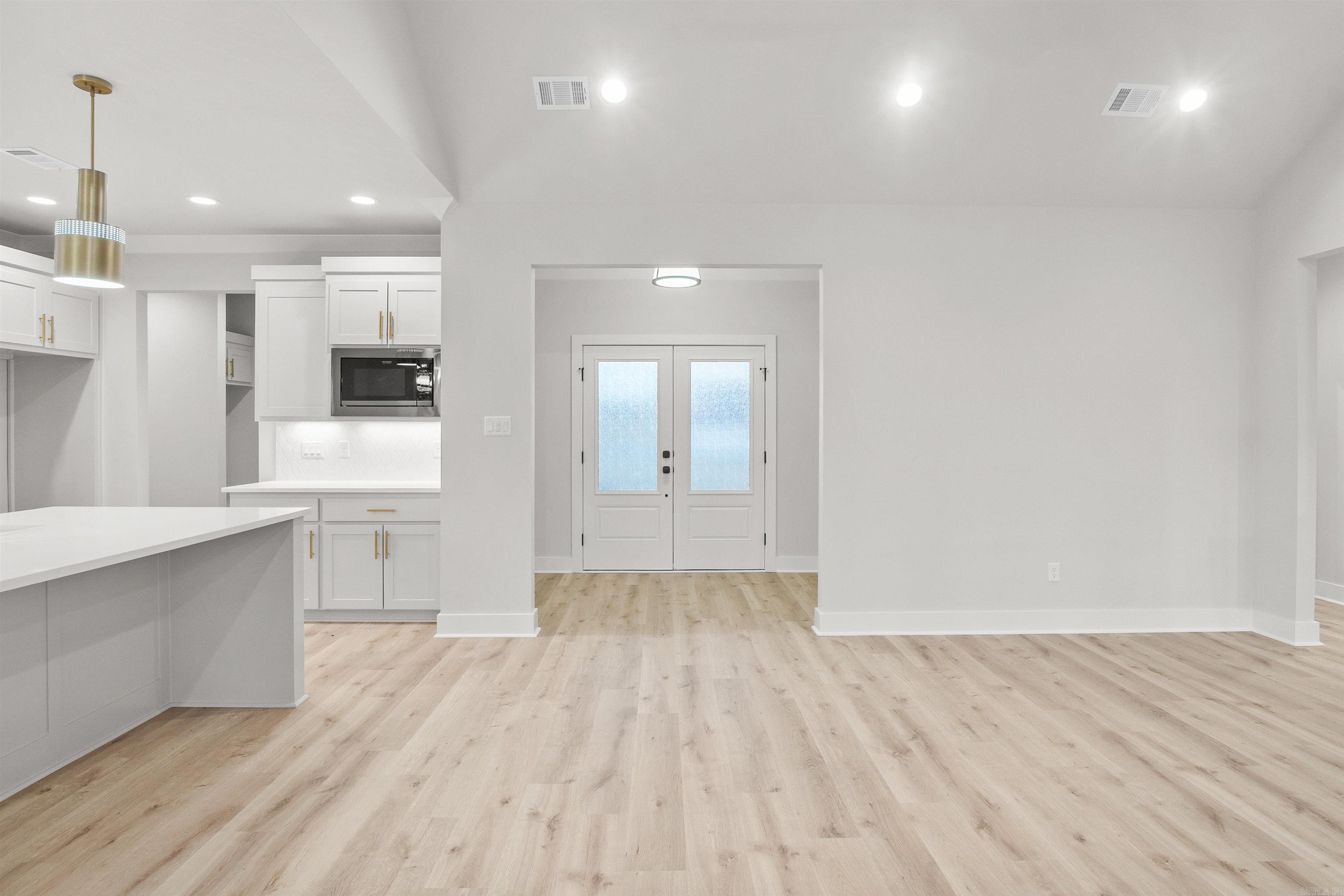 HIDDEN VALLEY ESTATES - Residential