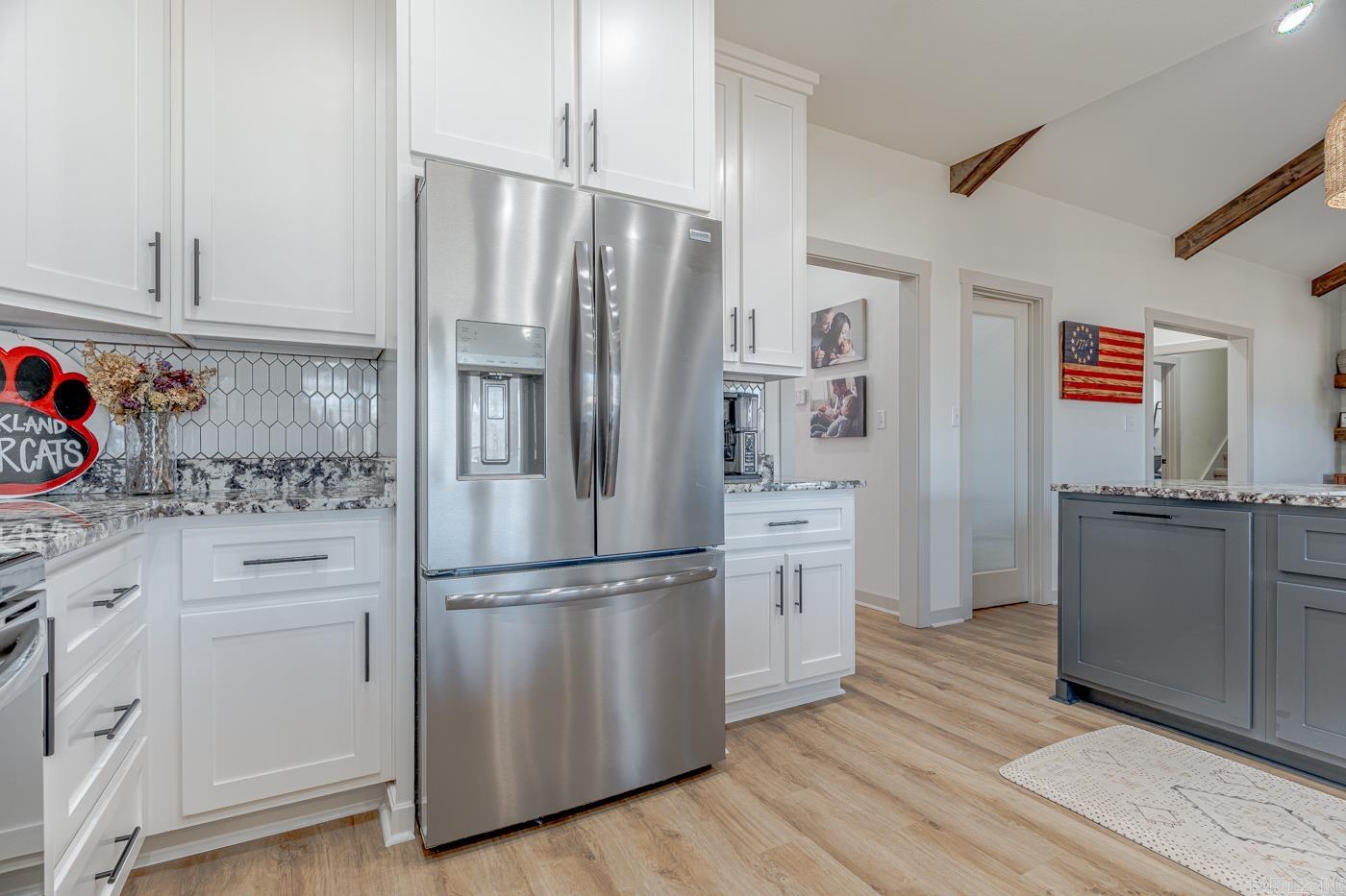 WHISPERING HILLS - Residential