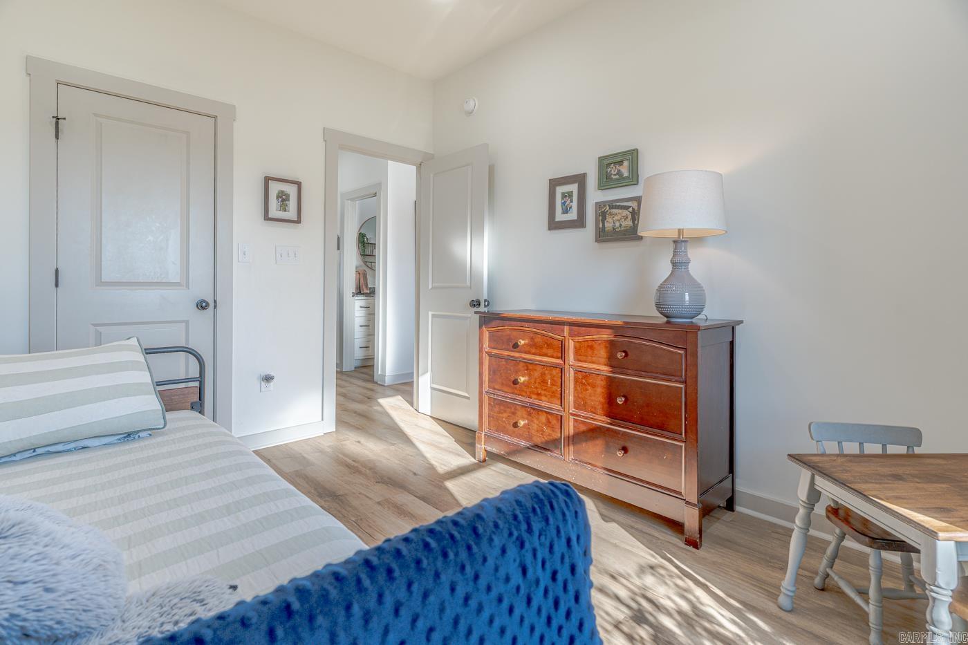 WHISPERING HILLS - Residential