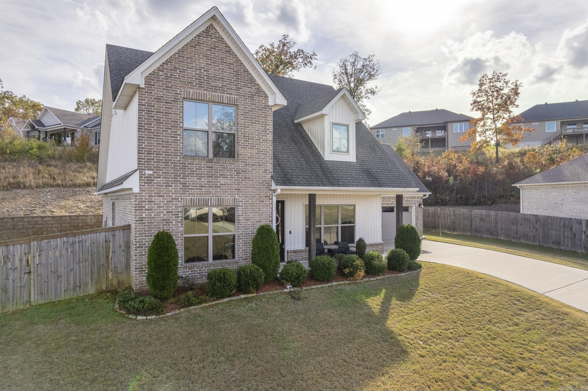 LOCHRIDGE ESTATES - Residential