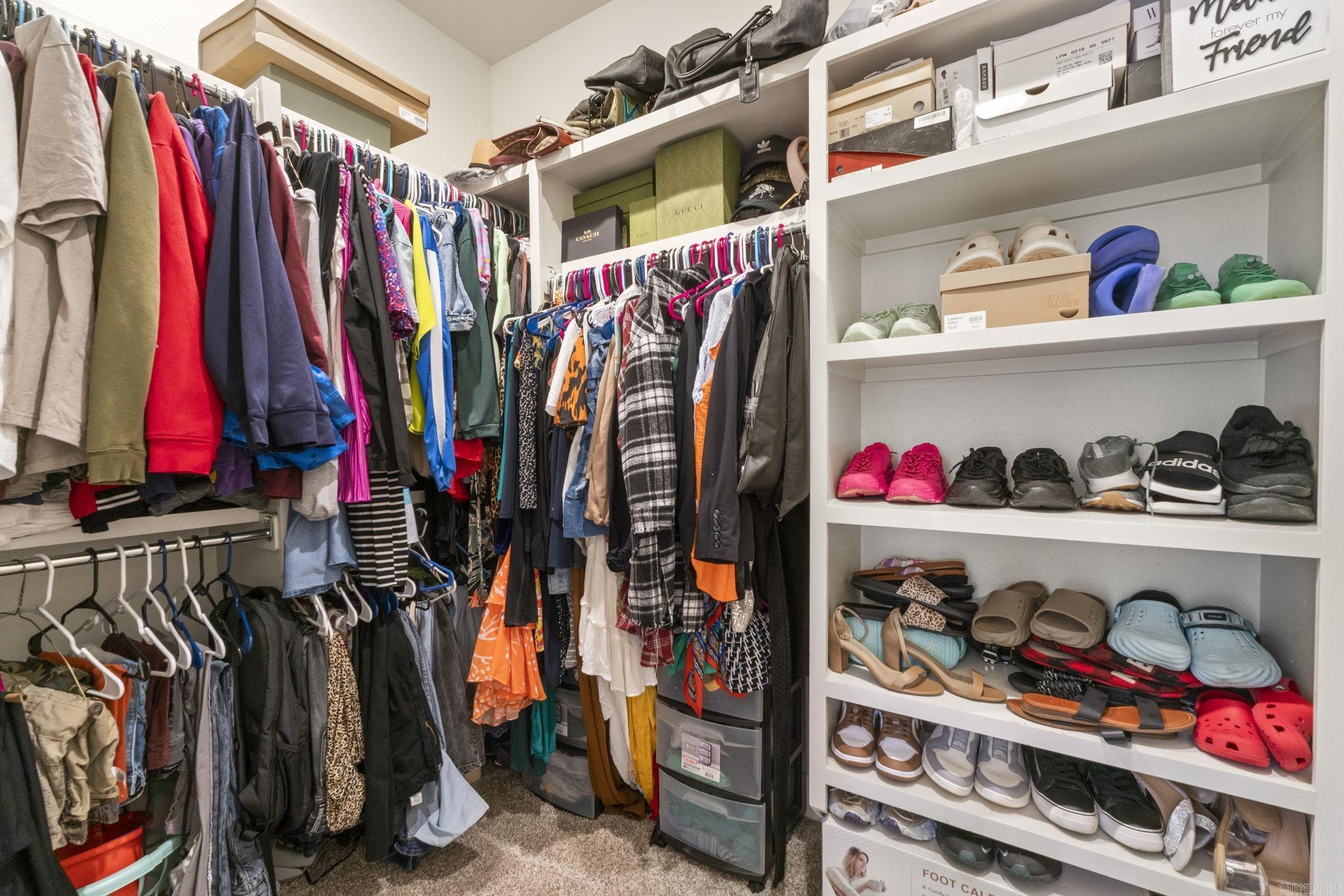 LOCHRIDGE ESTATES - Residential