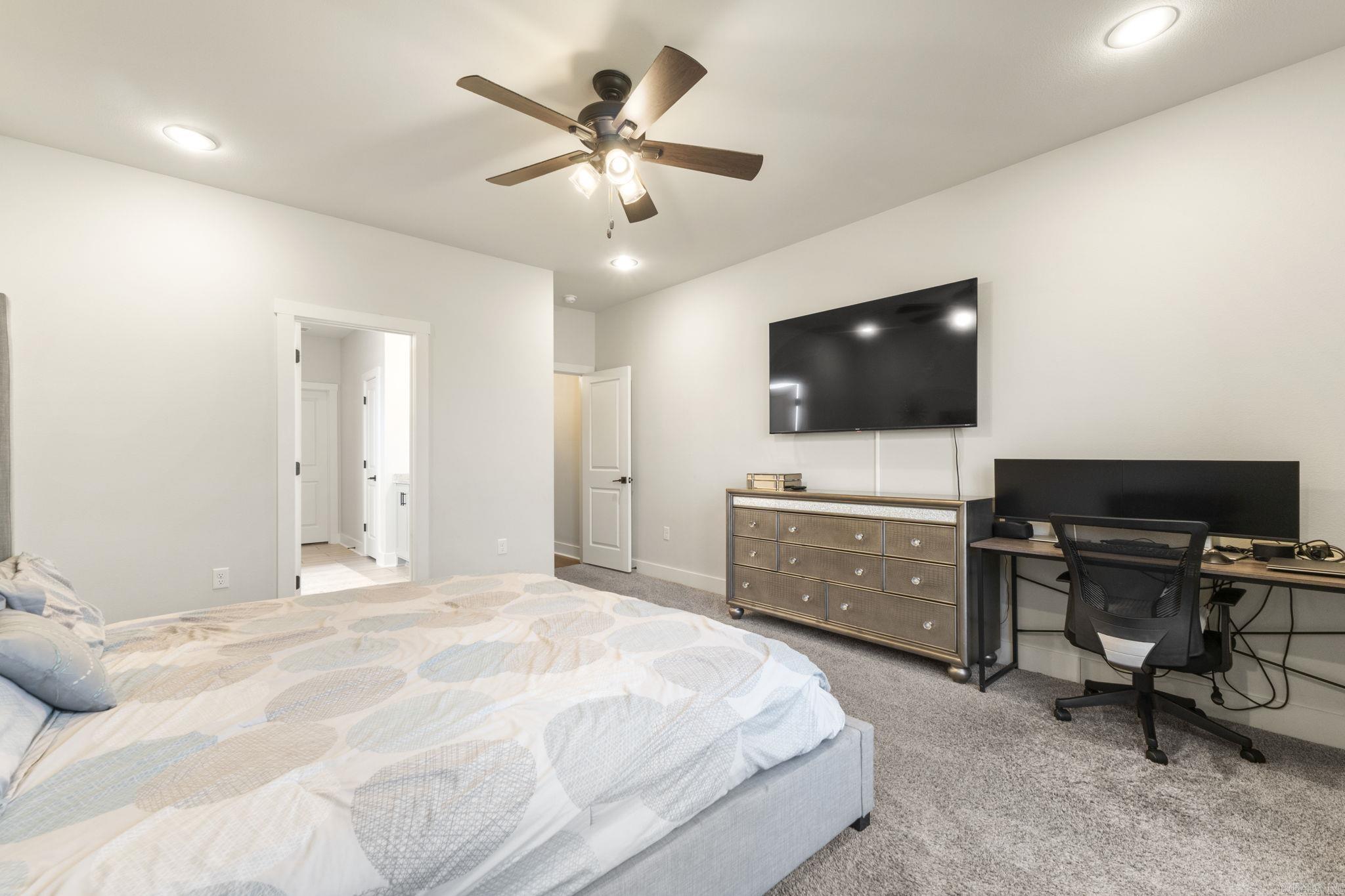 LOCHRIDGE ESTATES - Residential