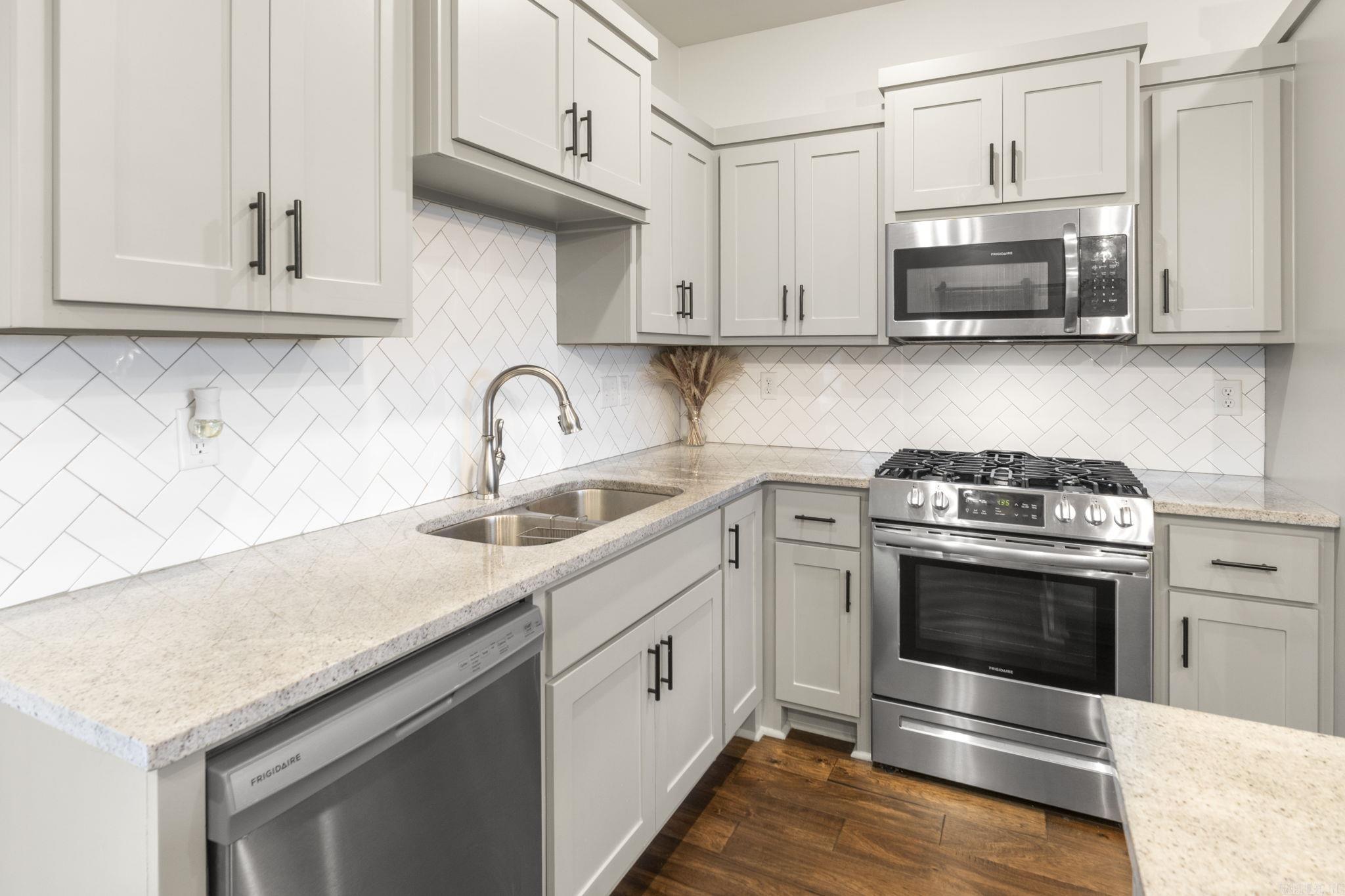 LOCHRIDGE ESTATES - Residential