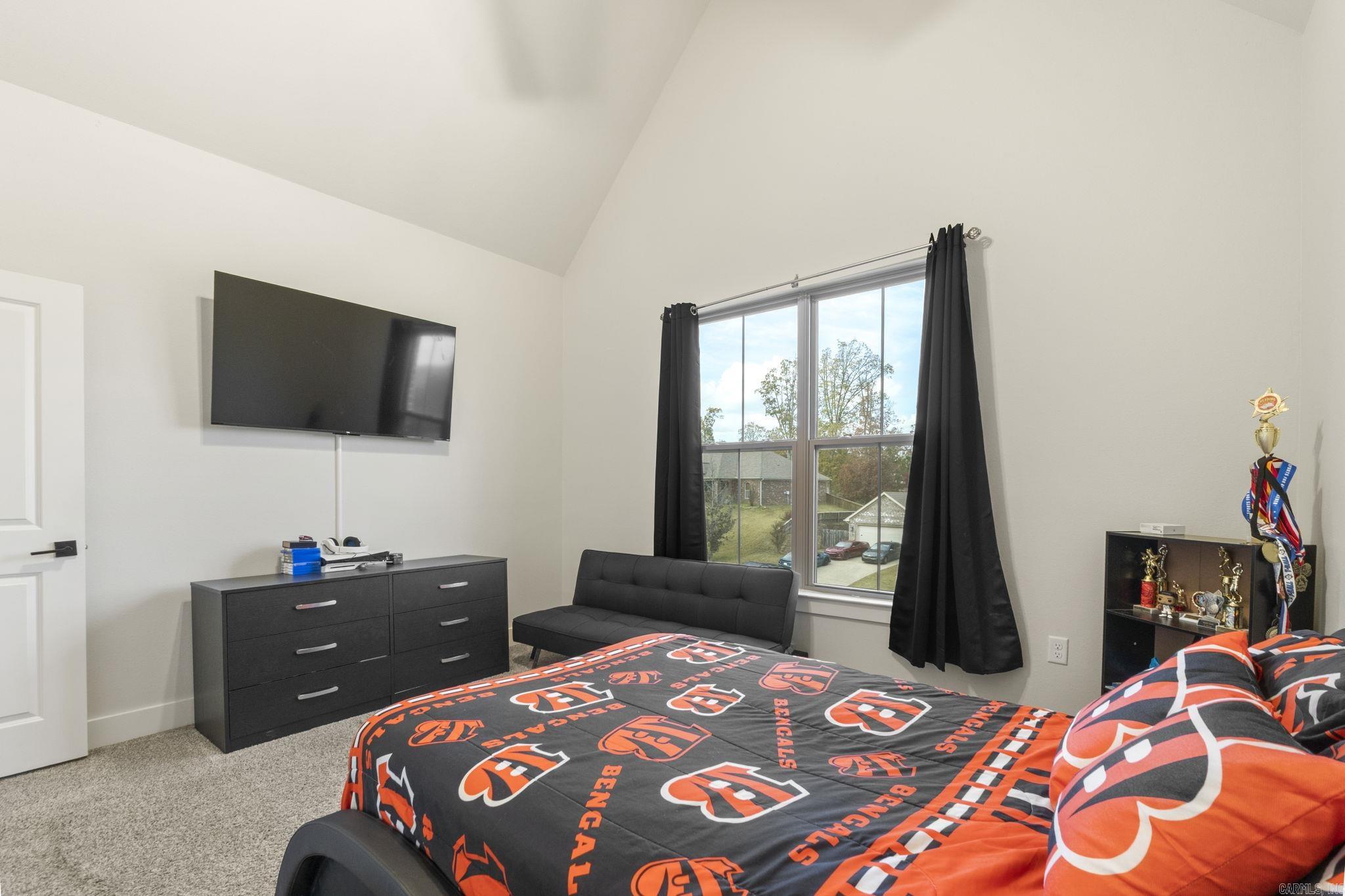 LOCHRIDGE ESTATES - Residential