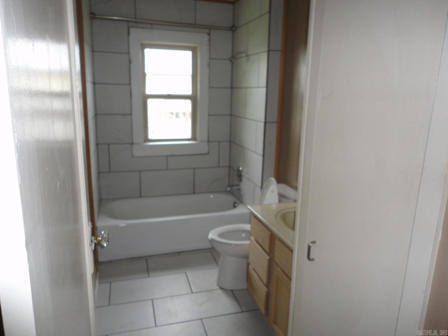 Morrison & Belding - Residential