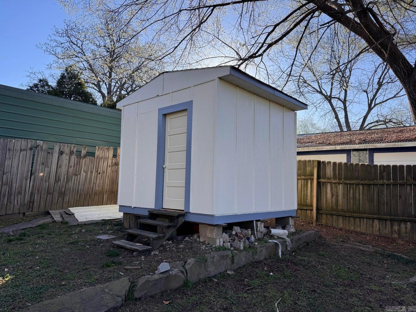 CHARLESTON - Residential