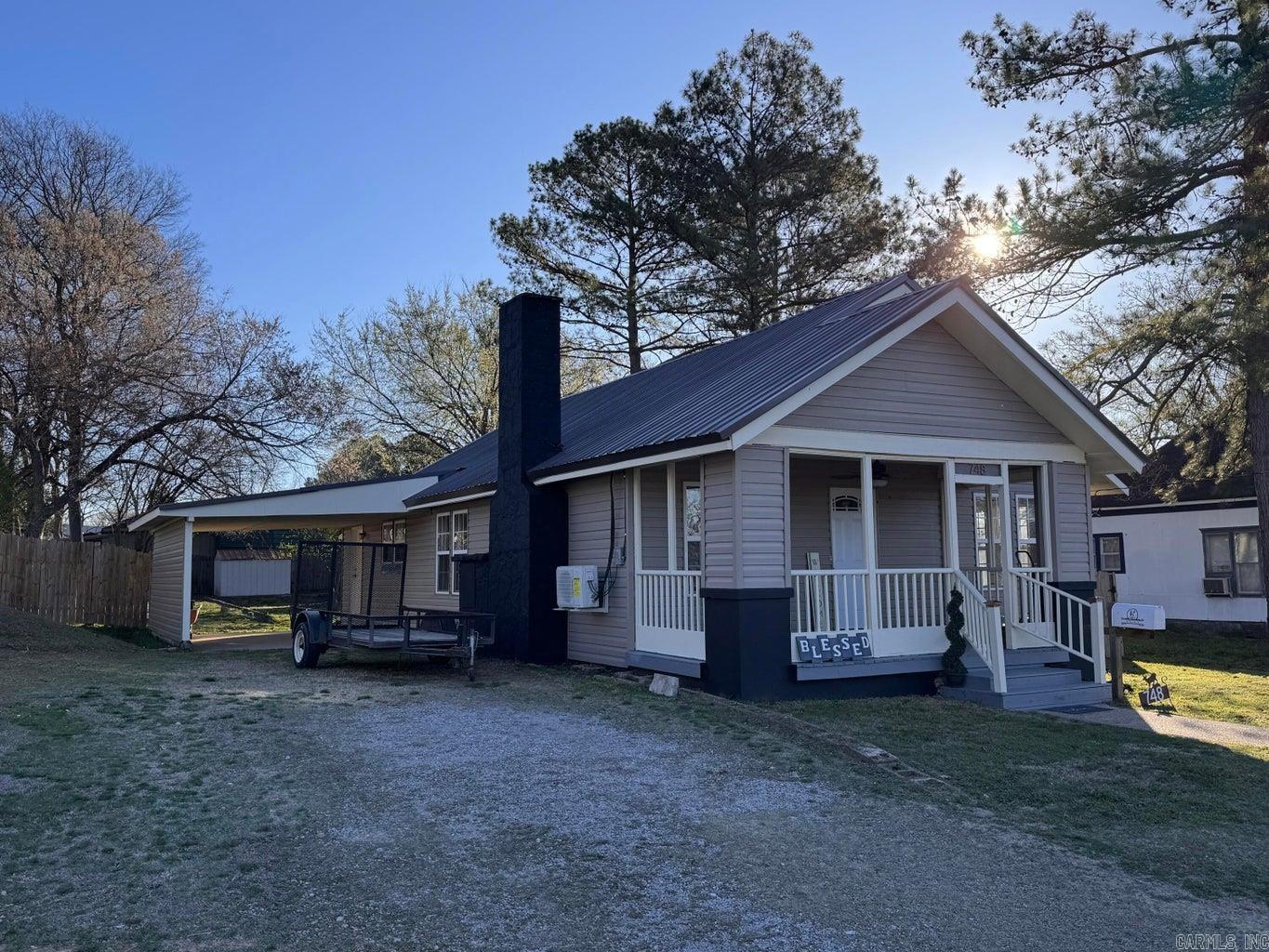 CHARLESTON - Residential